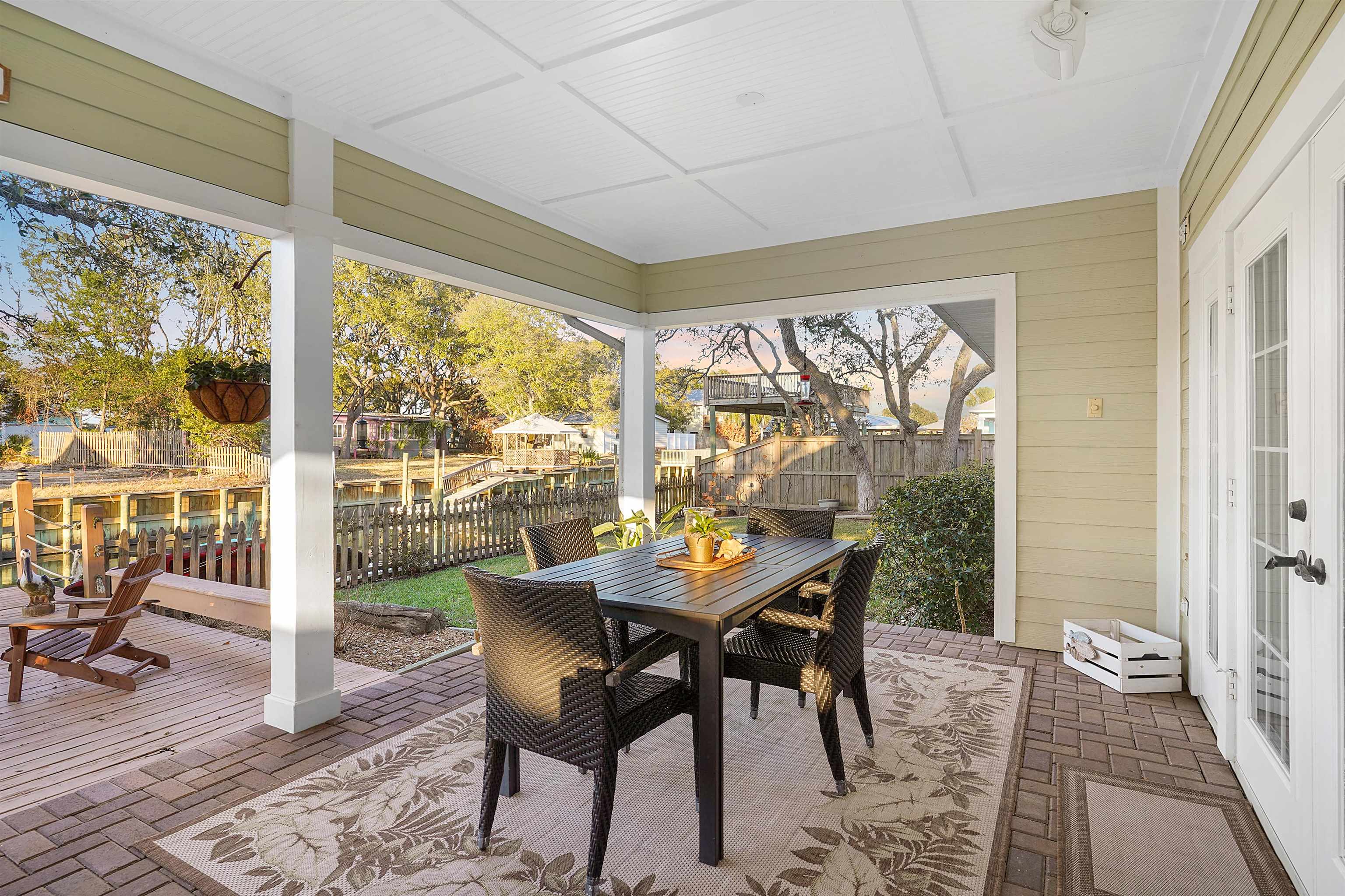 Image 36 of 54 For 248 Pizarro Rd