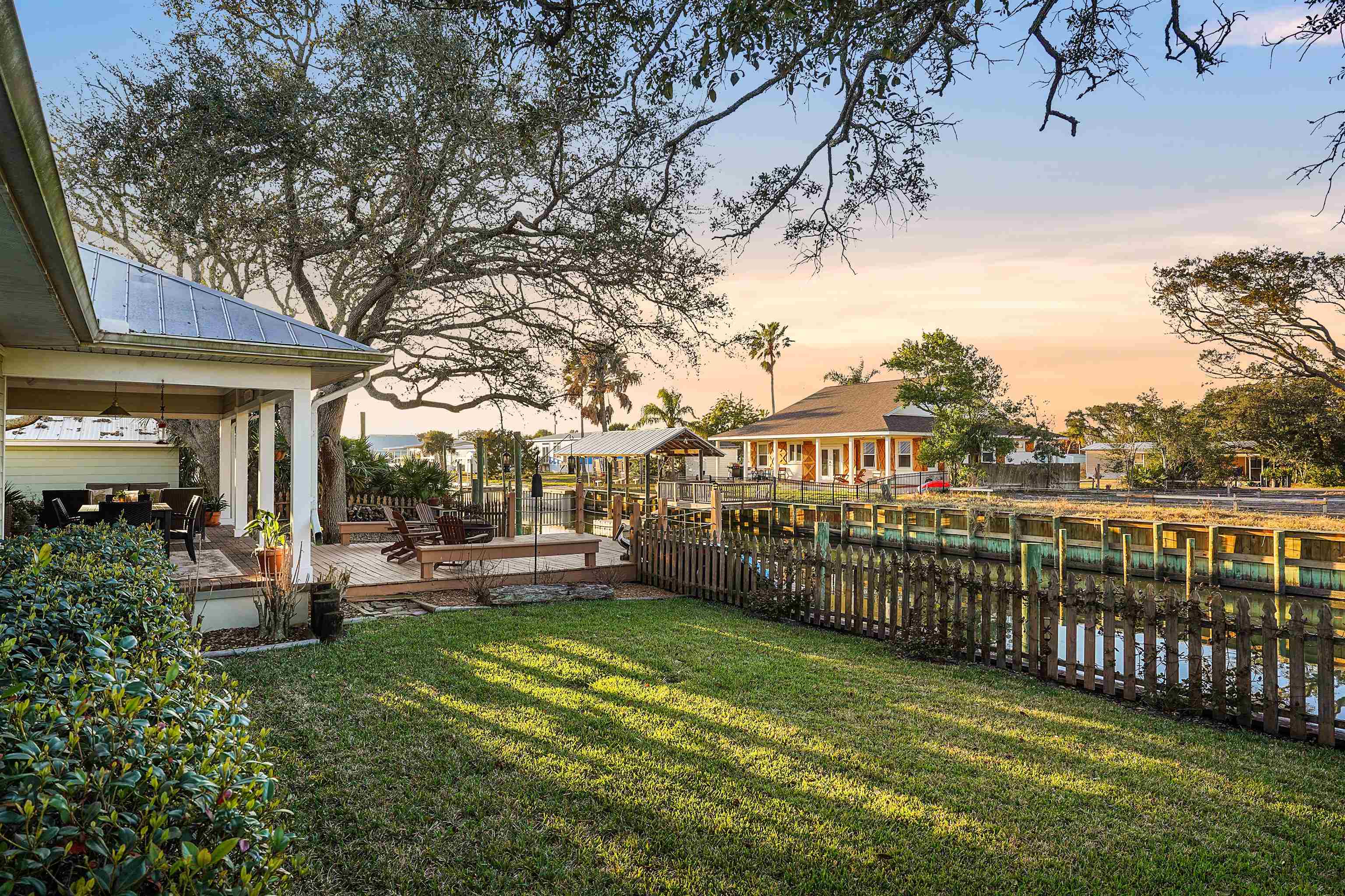 Image 40 of 54 For 248 Pizarro Rd