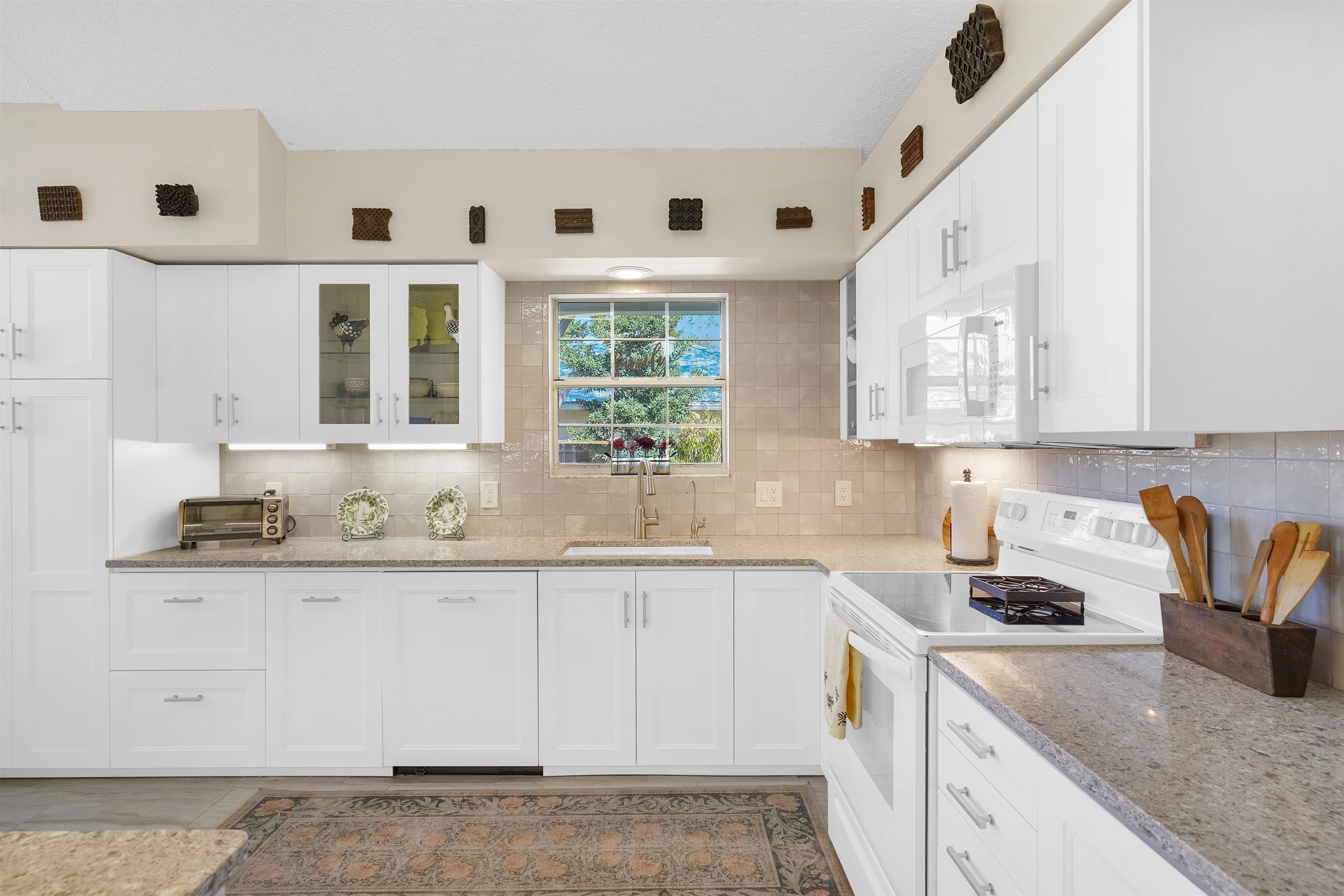 Image 12 of 46 For 321 Mystical Way