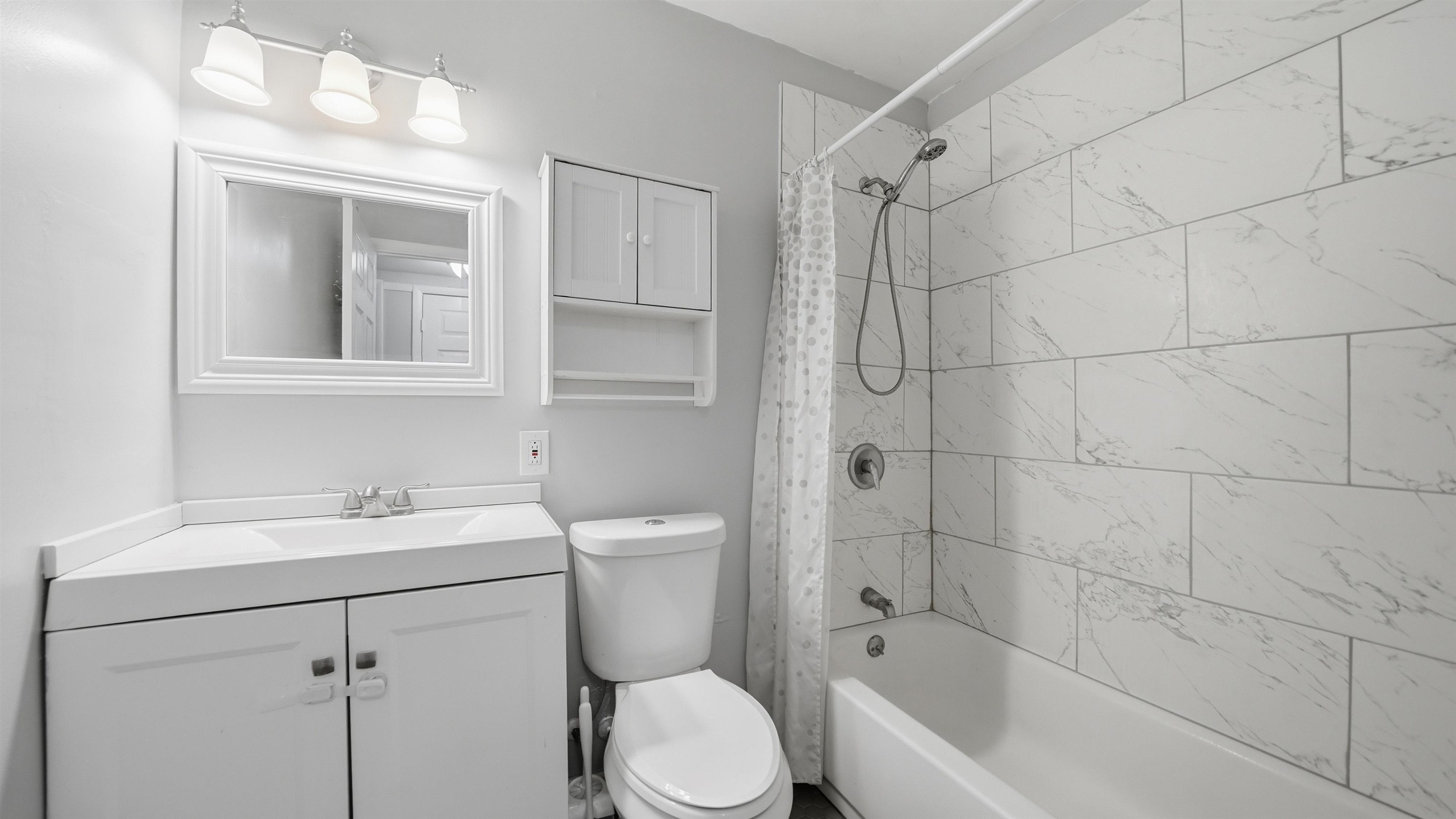 Image 21 of 37 For 10977 Delago Dr