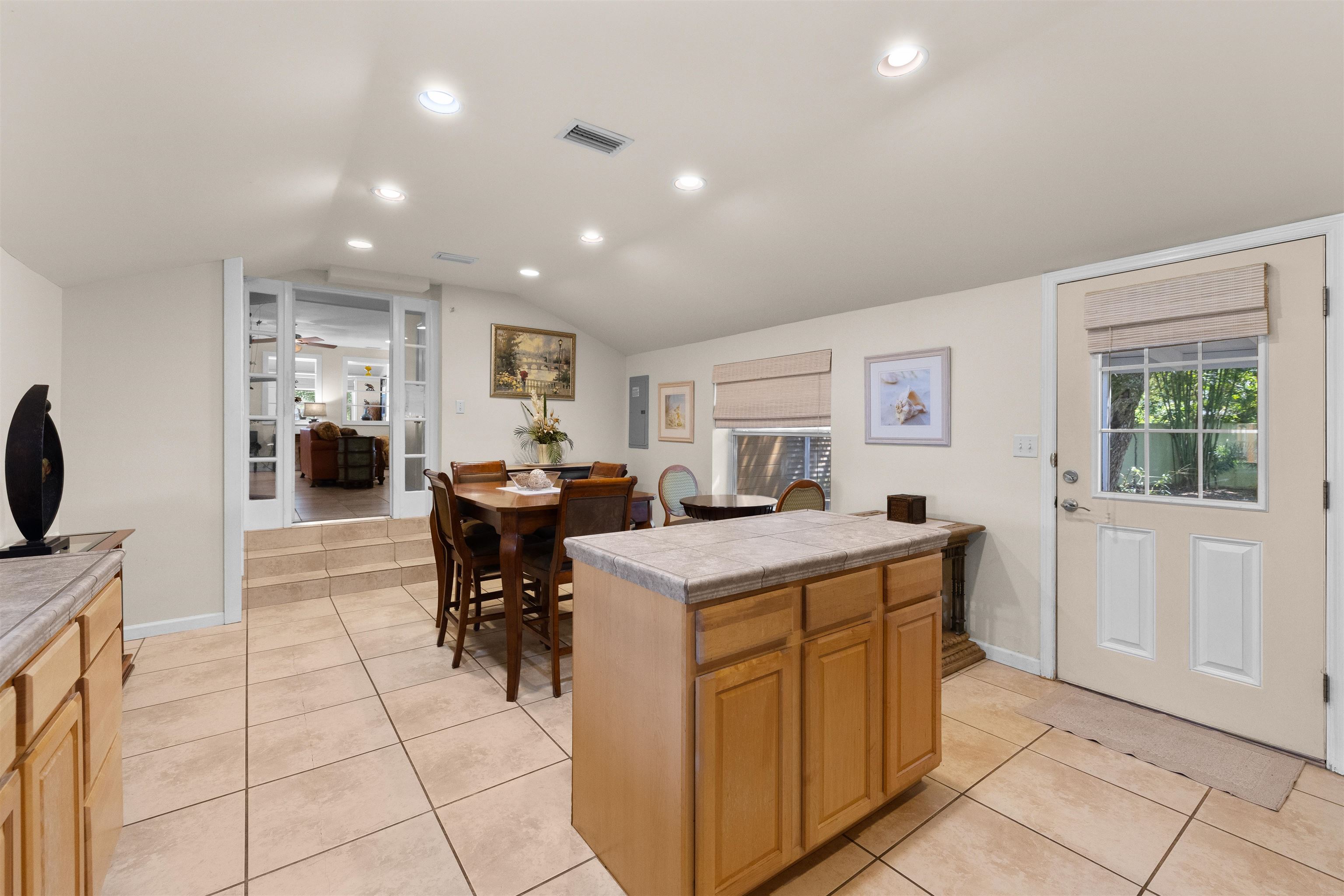 Image 12 of 34 For 110 Anastasia Lodge Dr