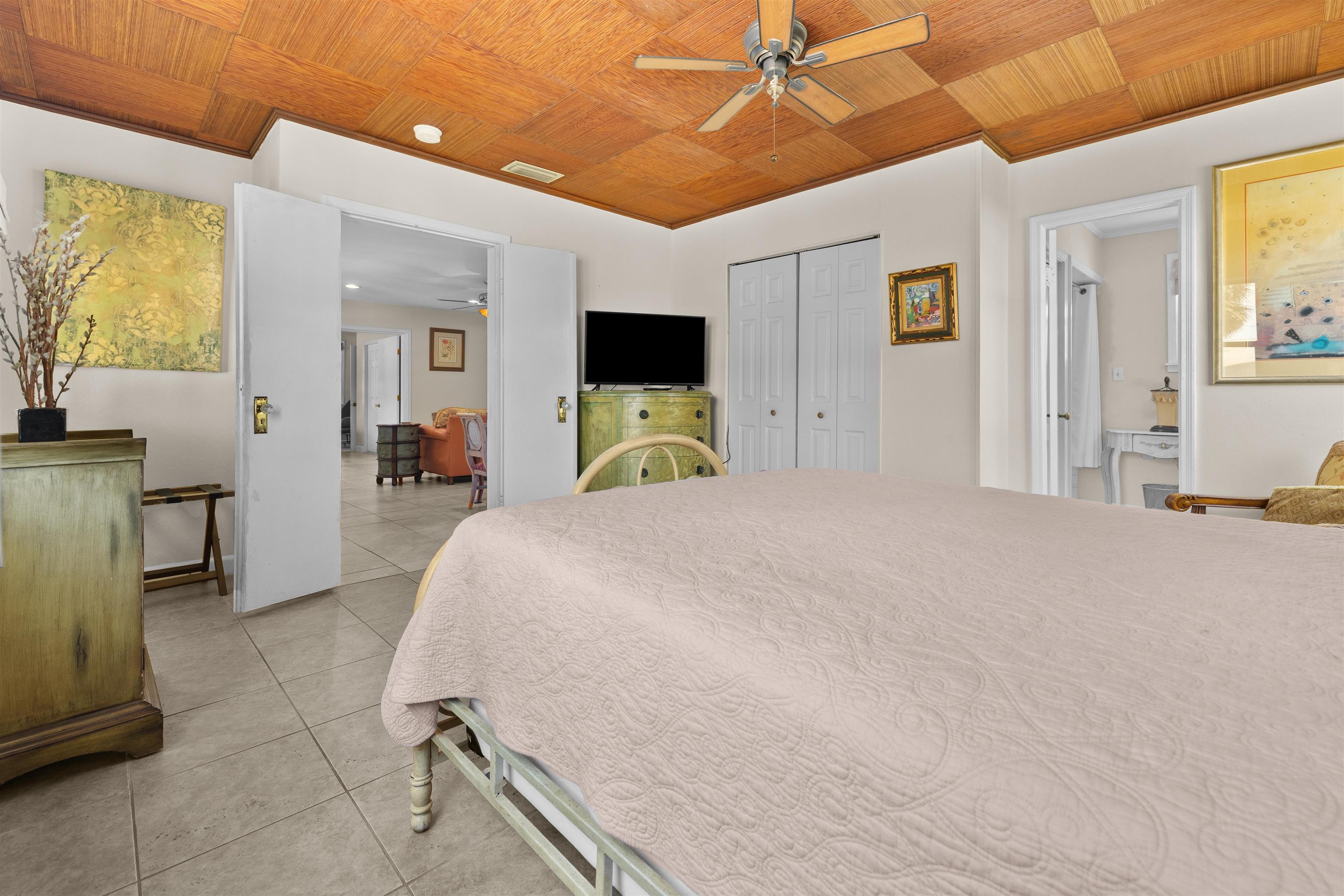 Image 18 of 34 For 110 Anastasia Lodge Dr