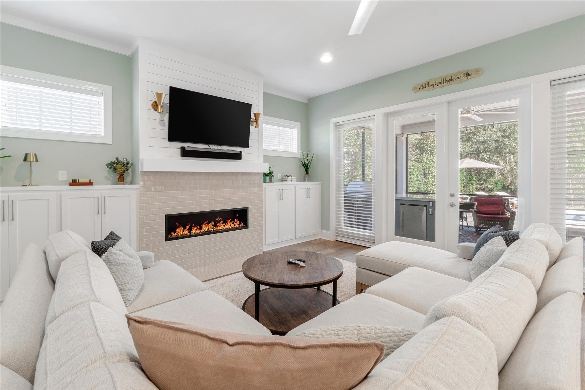 Image 20 of 79 For 145 Fells Cv