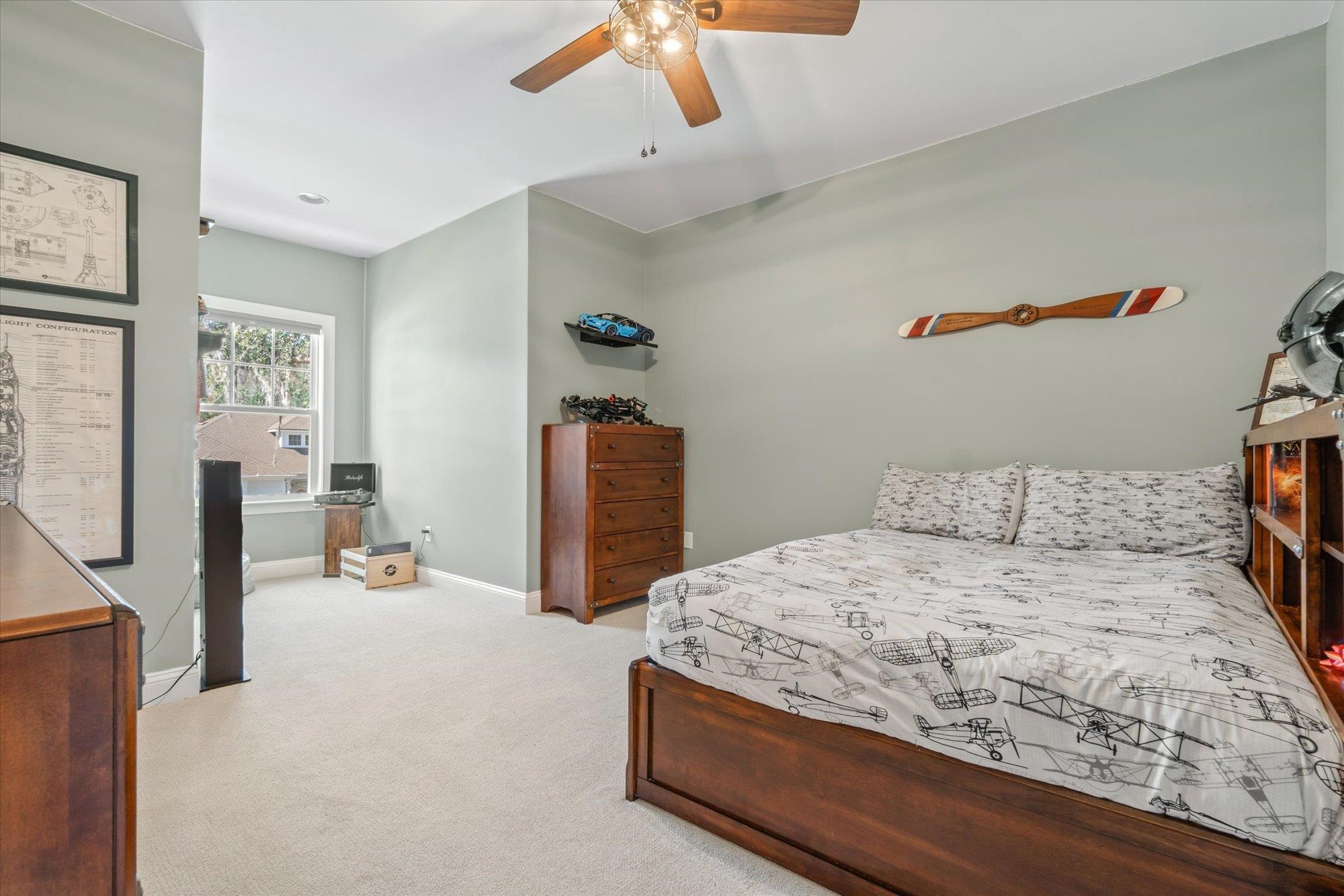 Image 44 of 79 For 145 Fells Cv