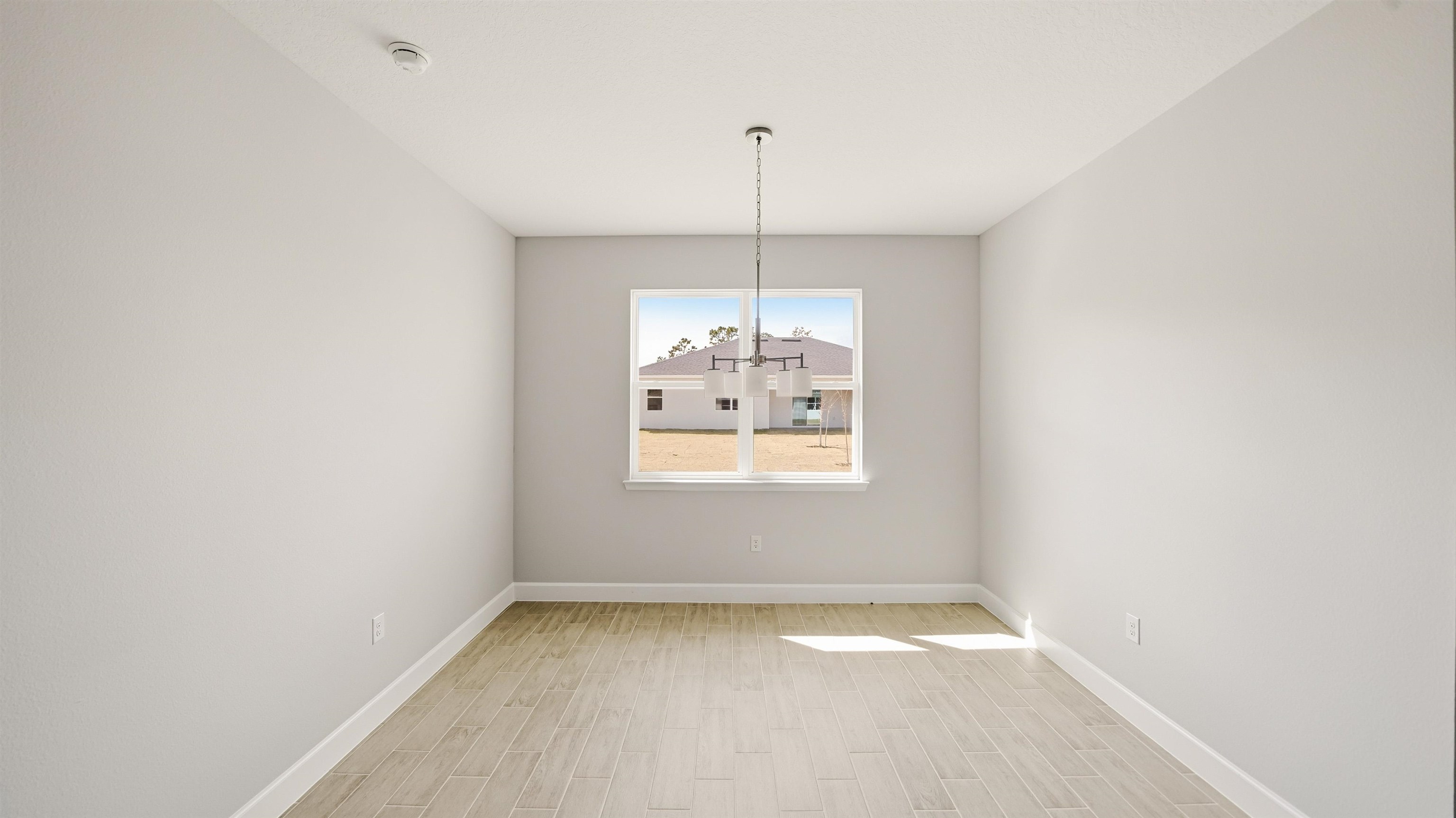 Image 10 of 45 For 2 Roller Ln  