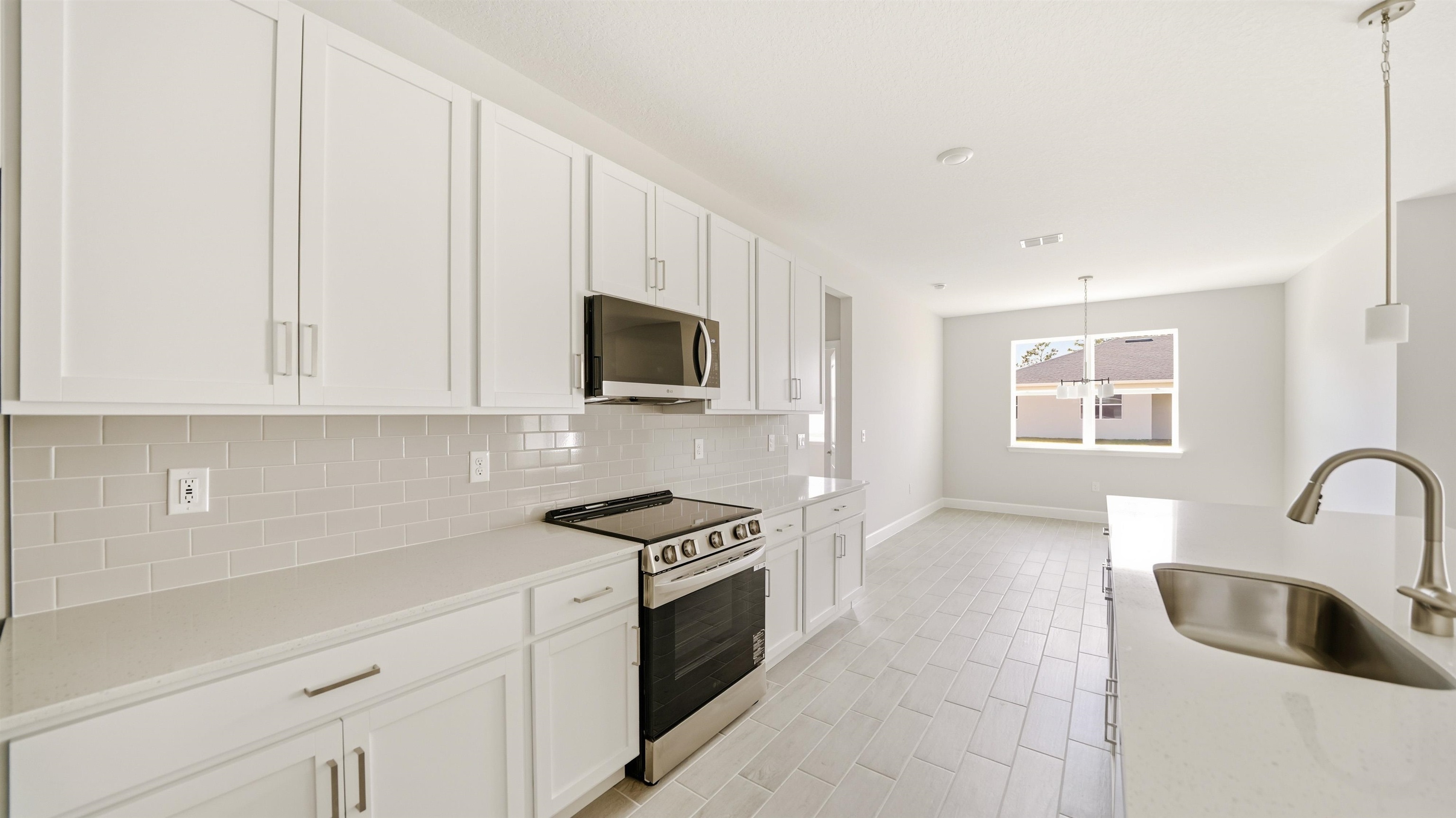 Image 16 of 45 For 2 Roller Ln  