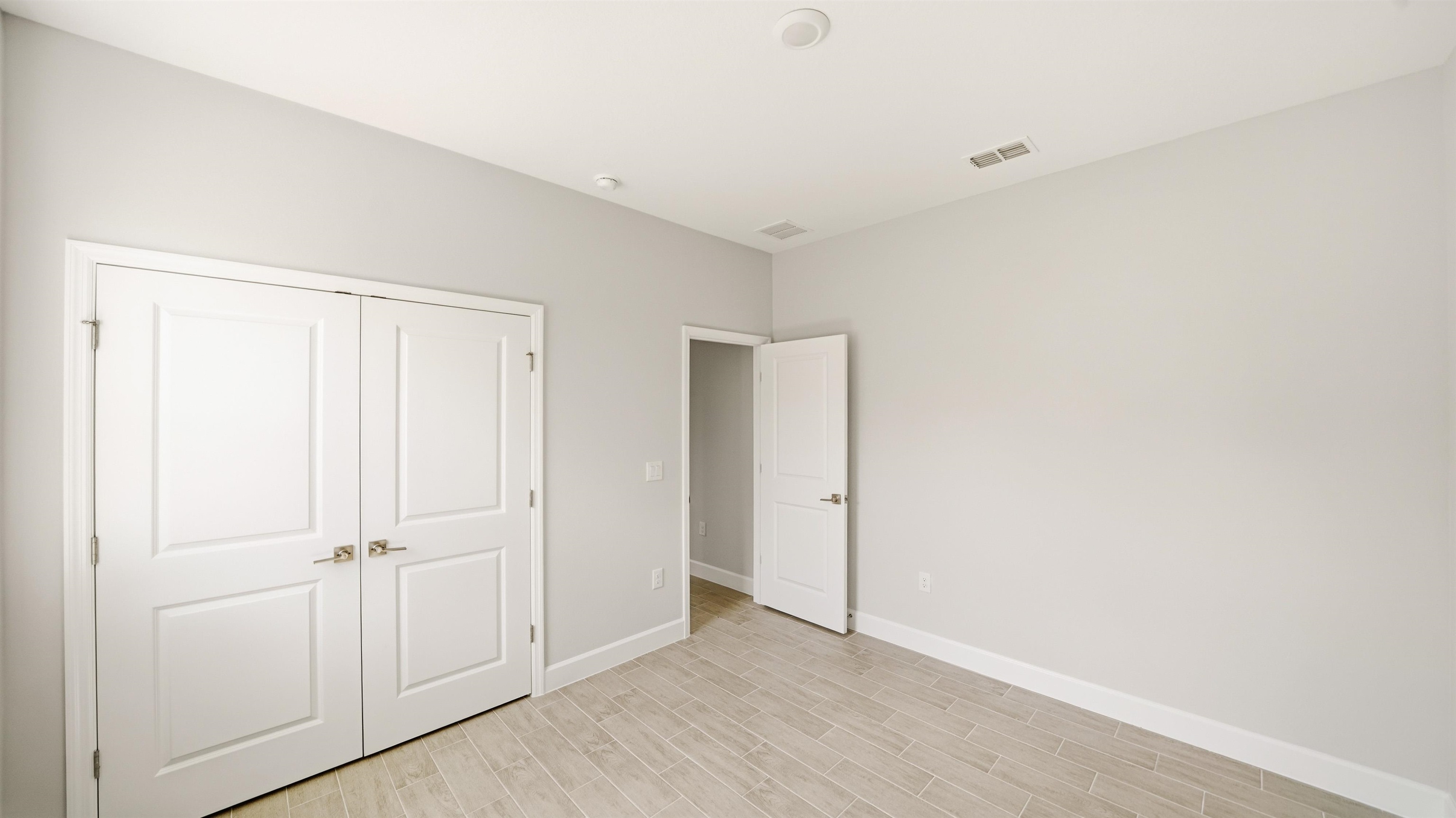 Image 38 of 45 For 2 Roller Ln  