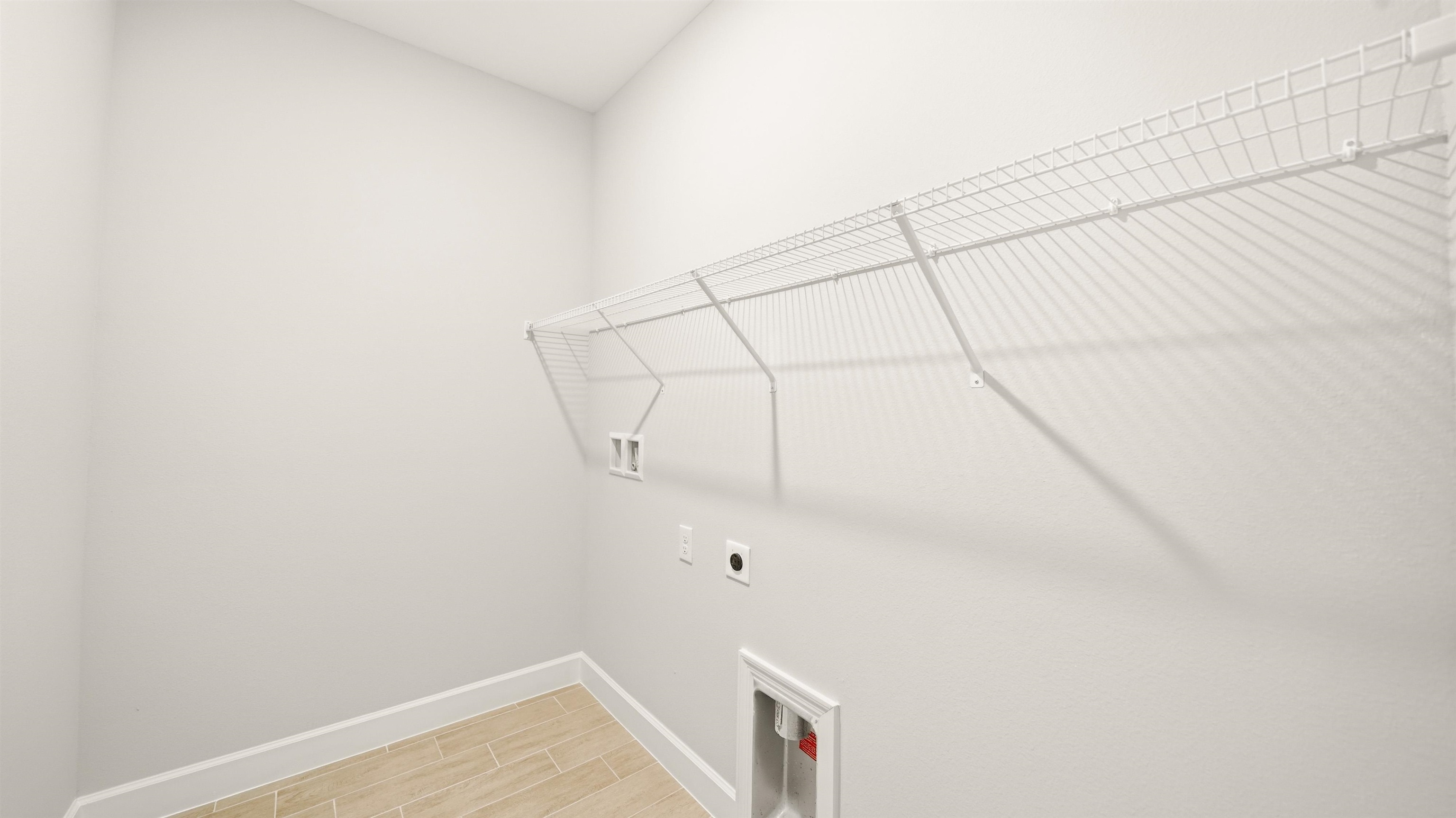 Image 39 of 45 For 2 Roller Ln  