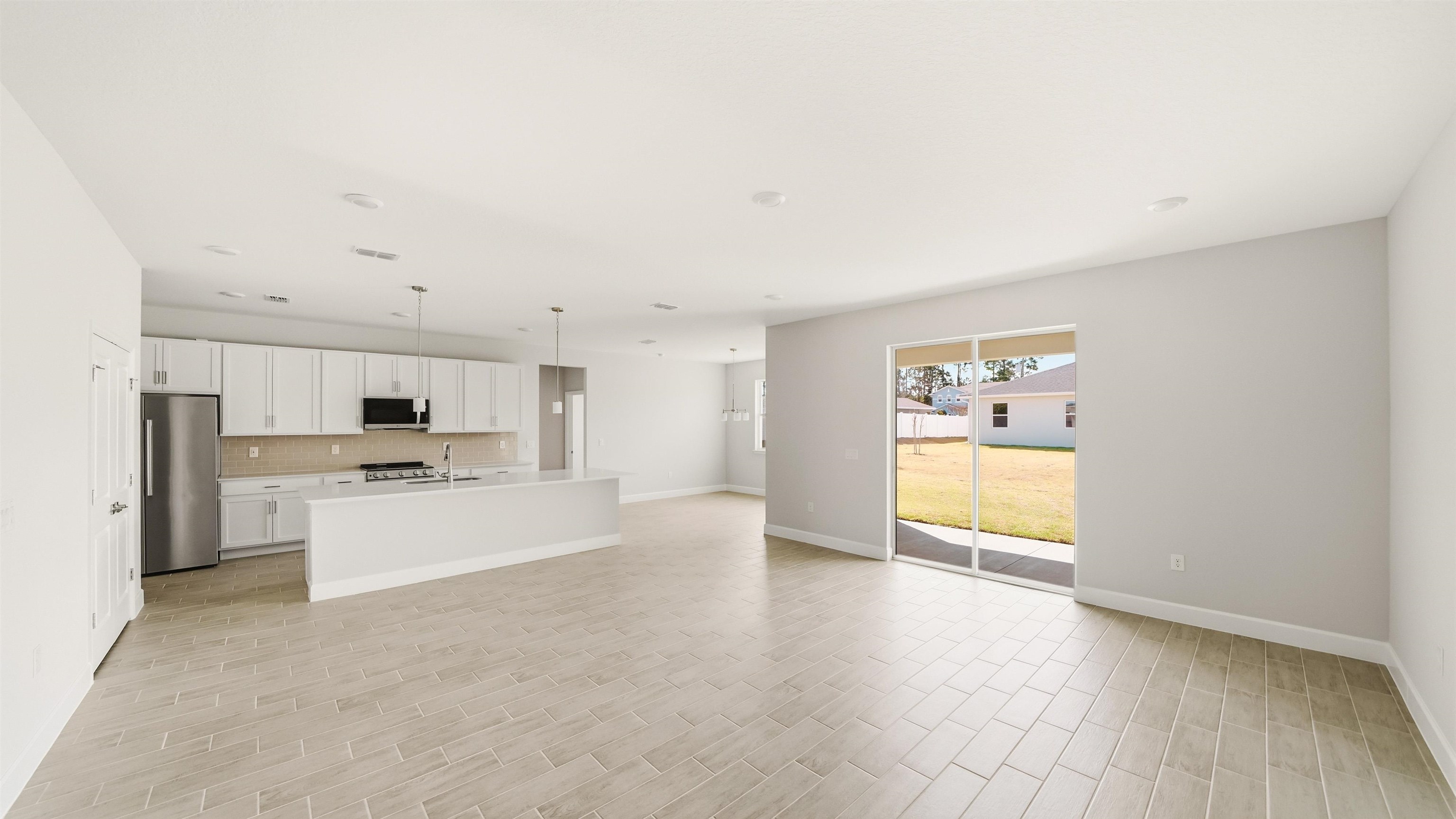 Image 8 of 45 For 2 Roller Ln  