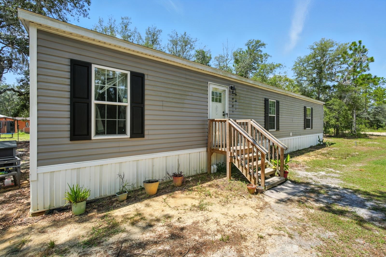 Details for 1141 Donovan Ave, Interlachen, FL 32148