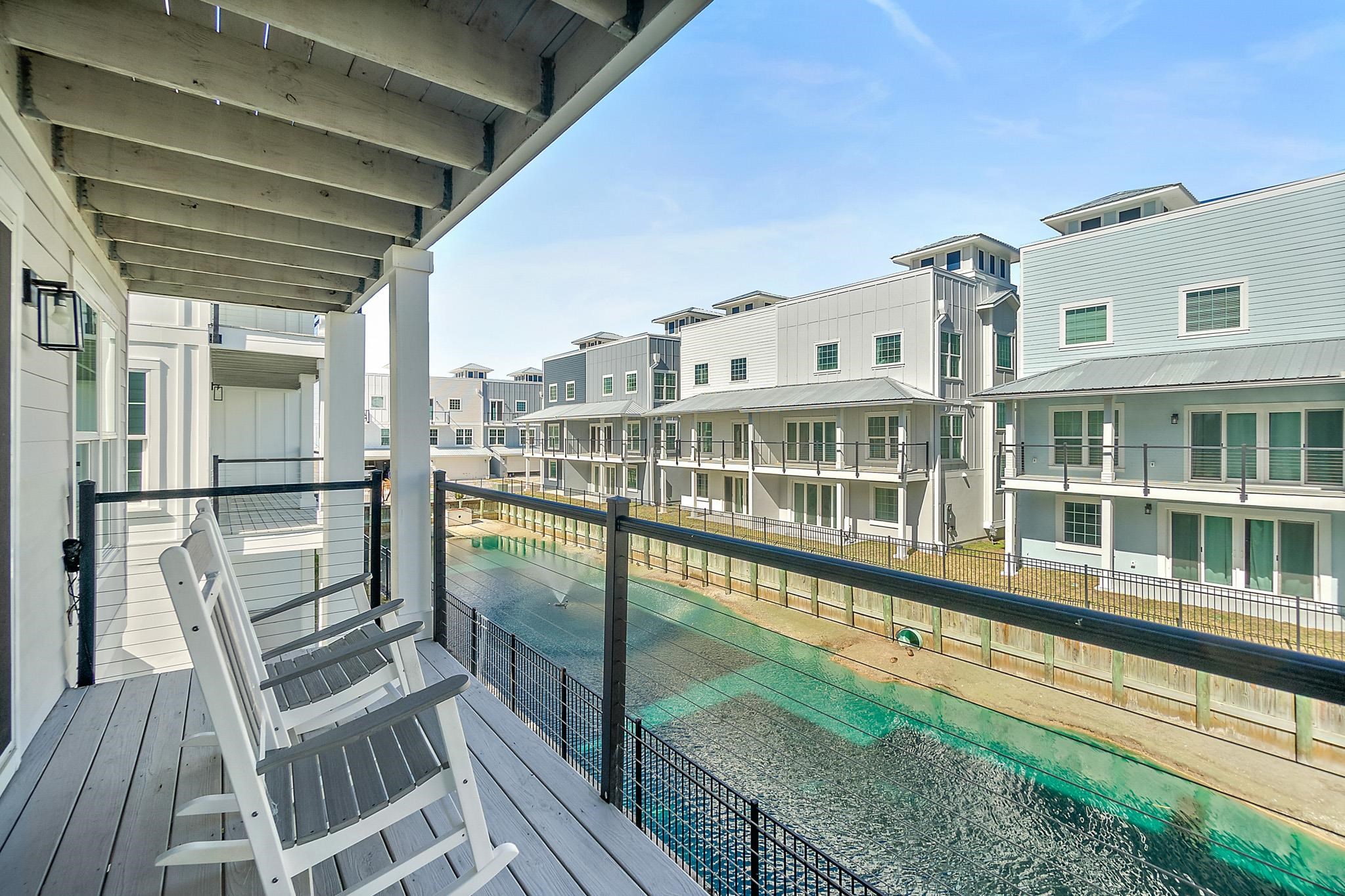 Image 11 of 59 For 13 Comares Ave