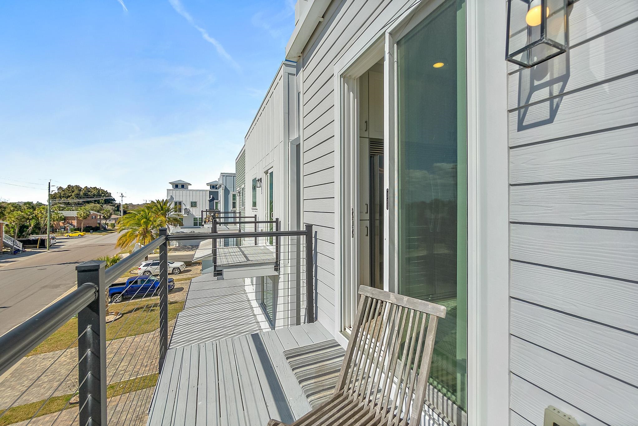 Image 27 of 59 For 13 Comares Ave