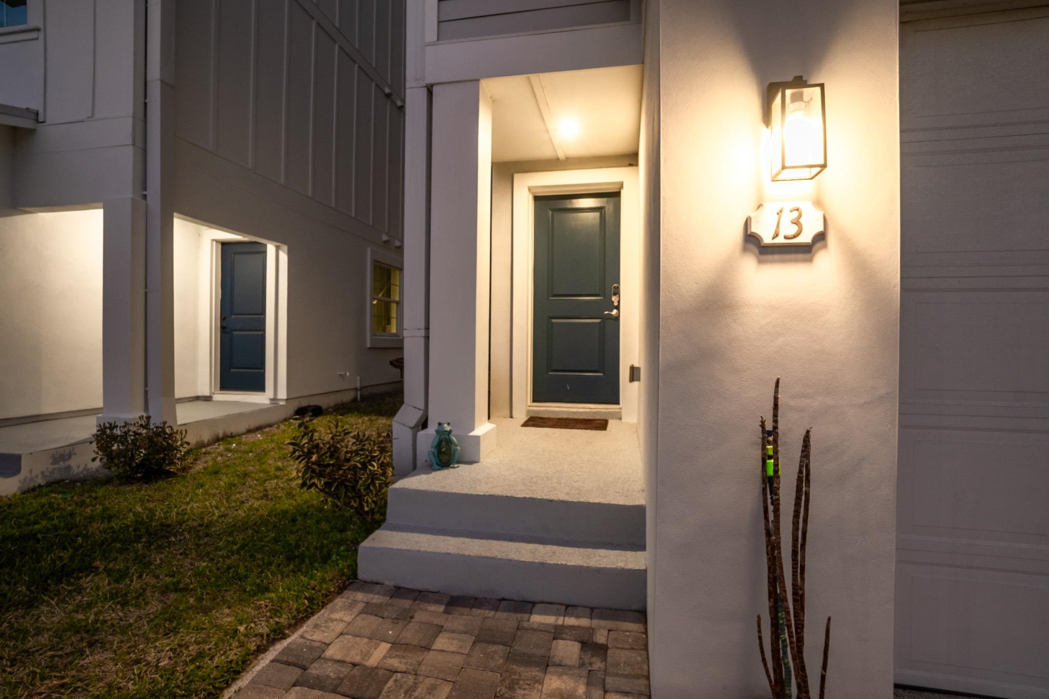 Image 3 of 59 For 13 Comares Ave