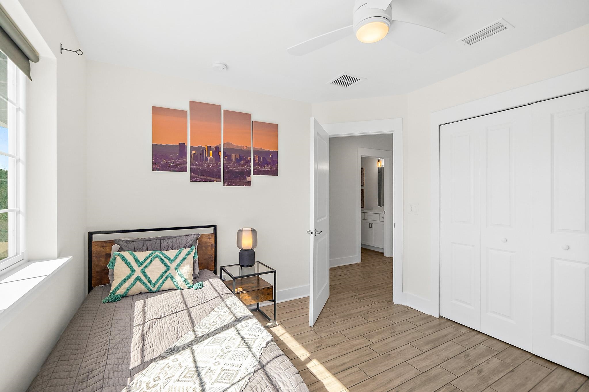 Image 40 of 59 For 13 Comares Ave