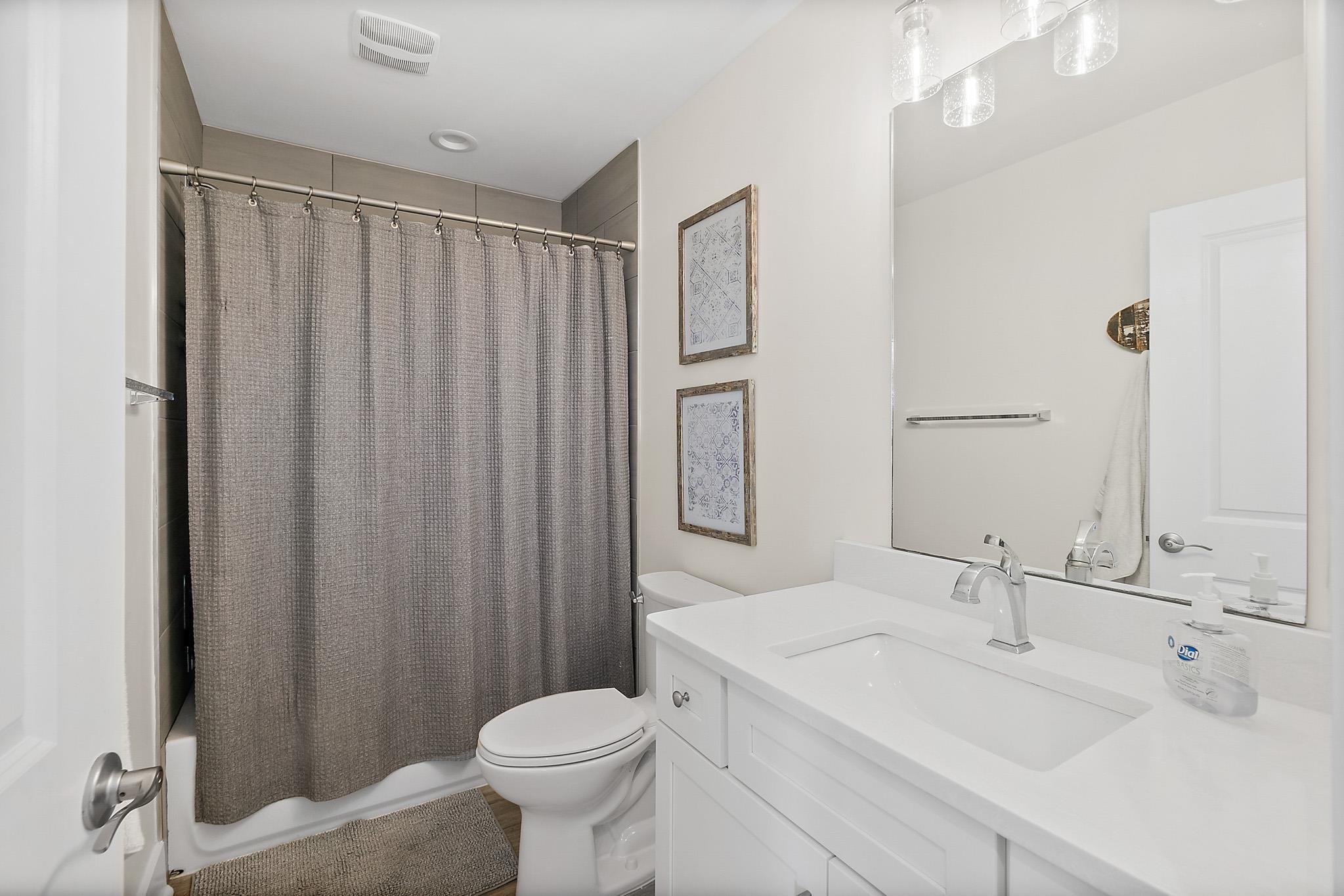 Image 41 of 59 For 13 Comares Ave