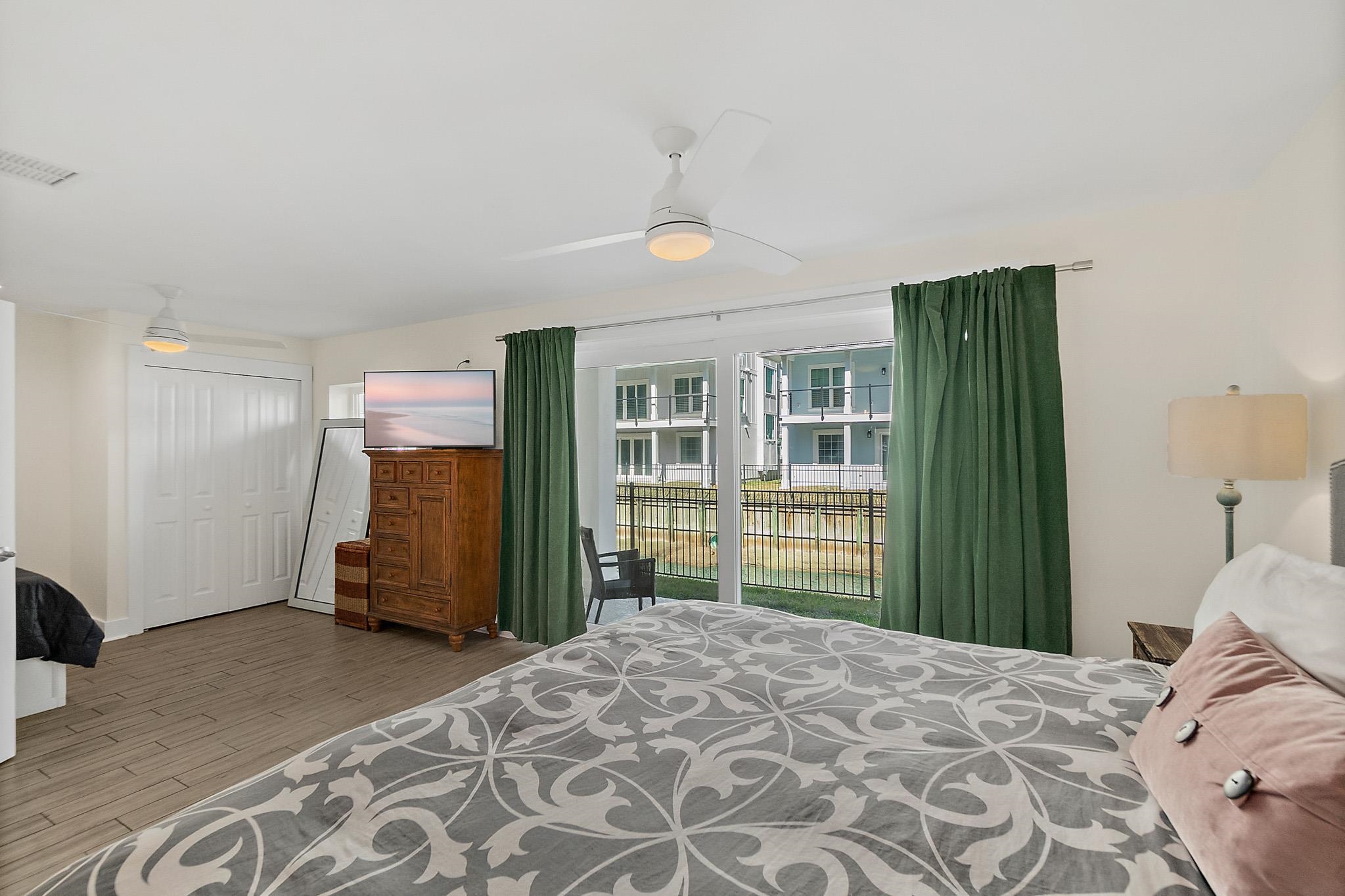 Image 47 of 59 For 13 Comares Ave