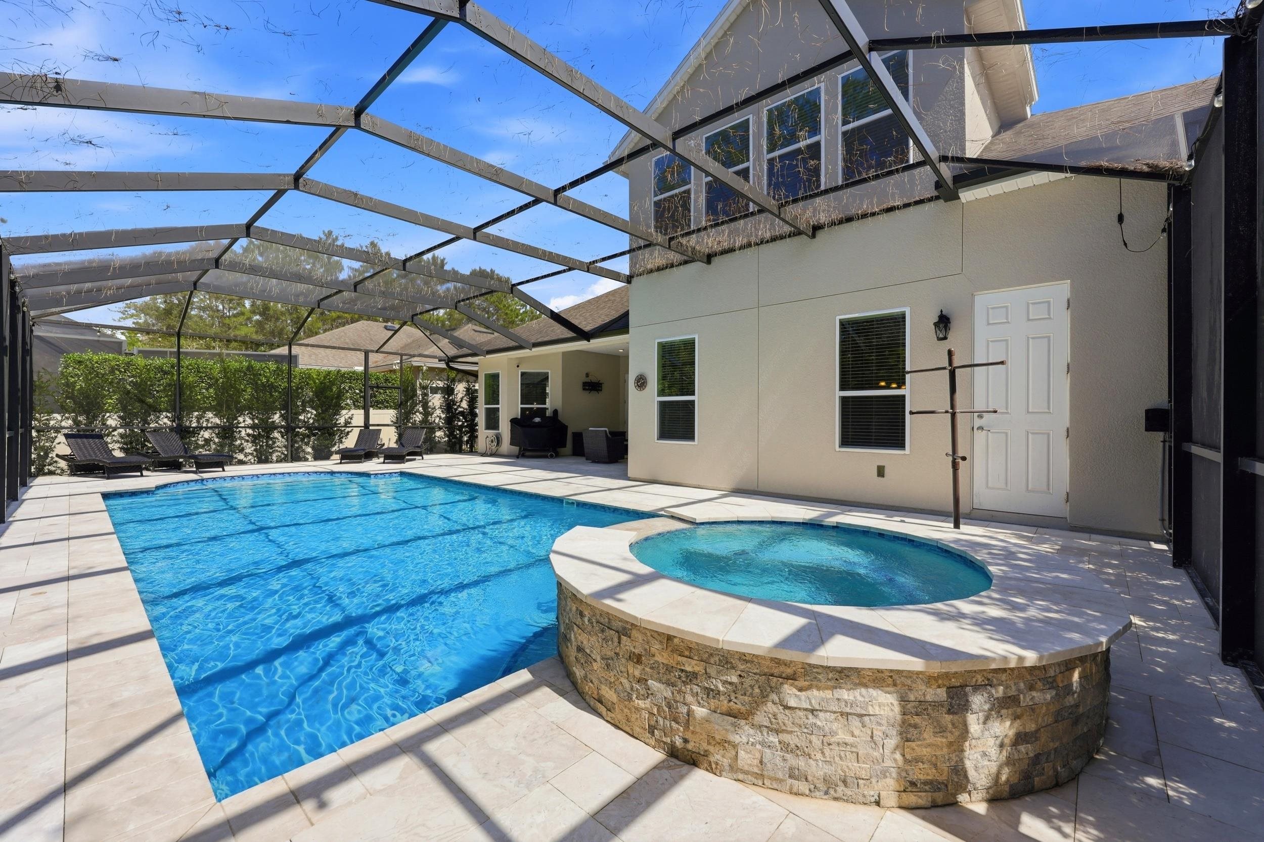 Image 2 of 74 For 324 Enrede Ln