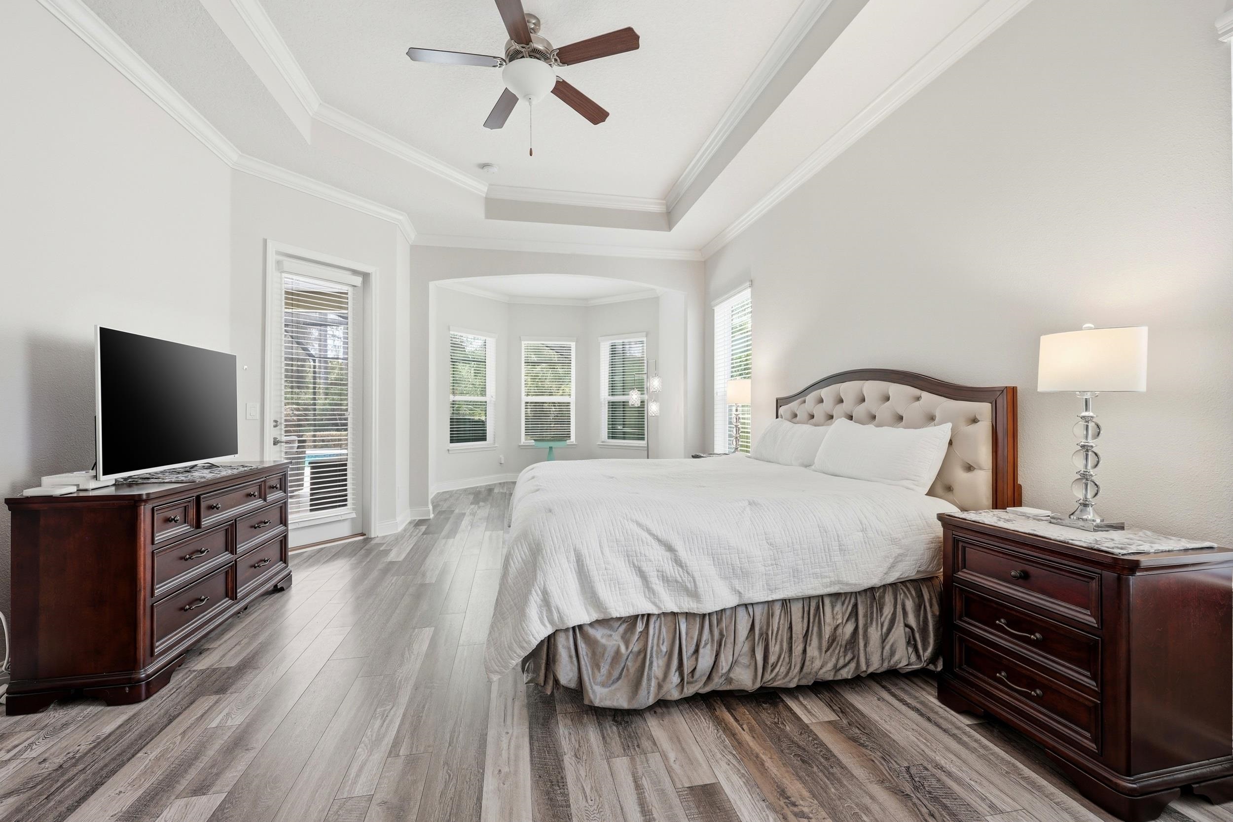 Image 26 of 74 For 324 Enrede Ln