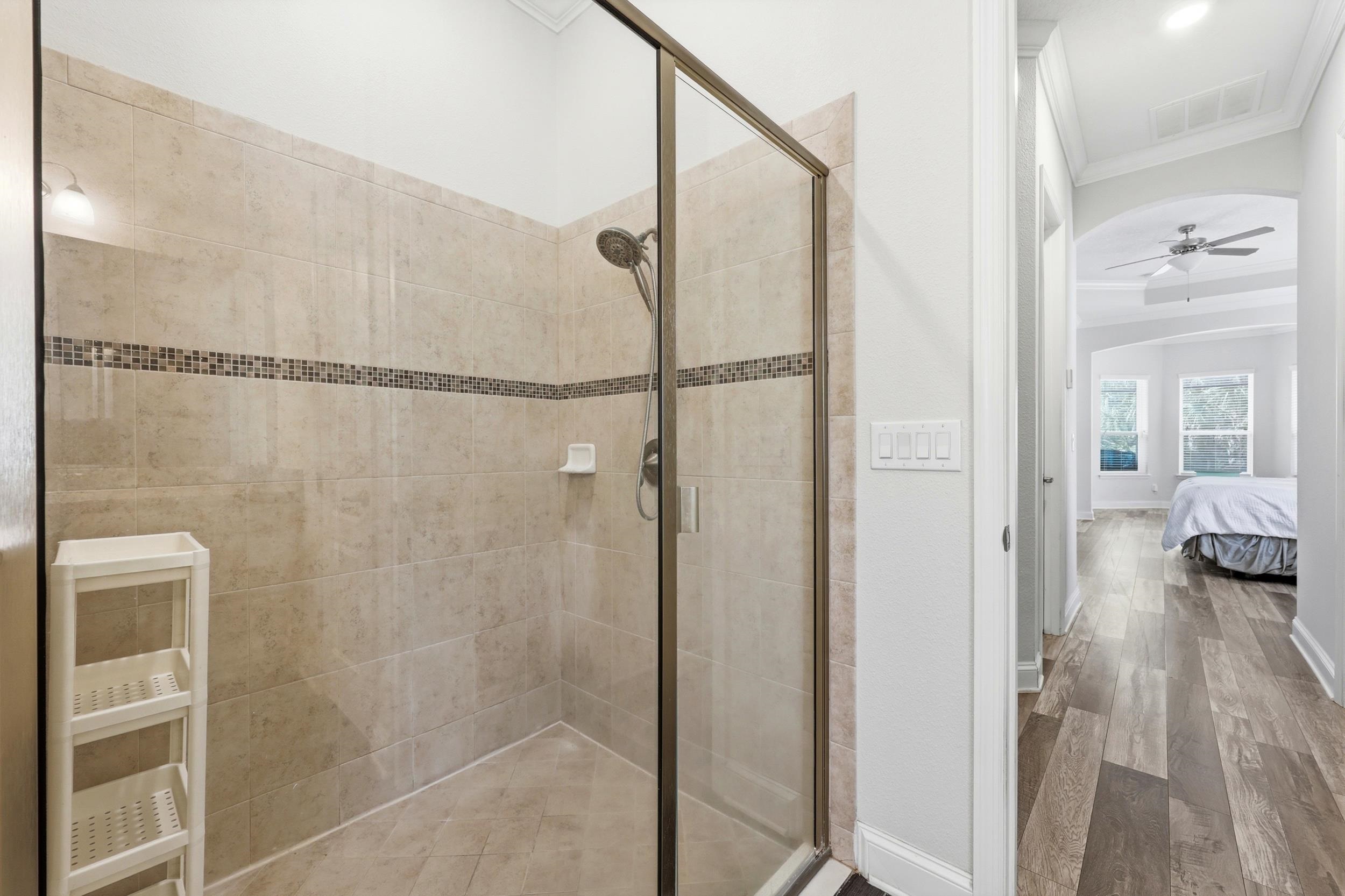 Image 31 of 74 For 324 Enrede Ln