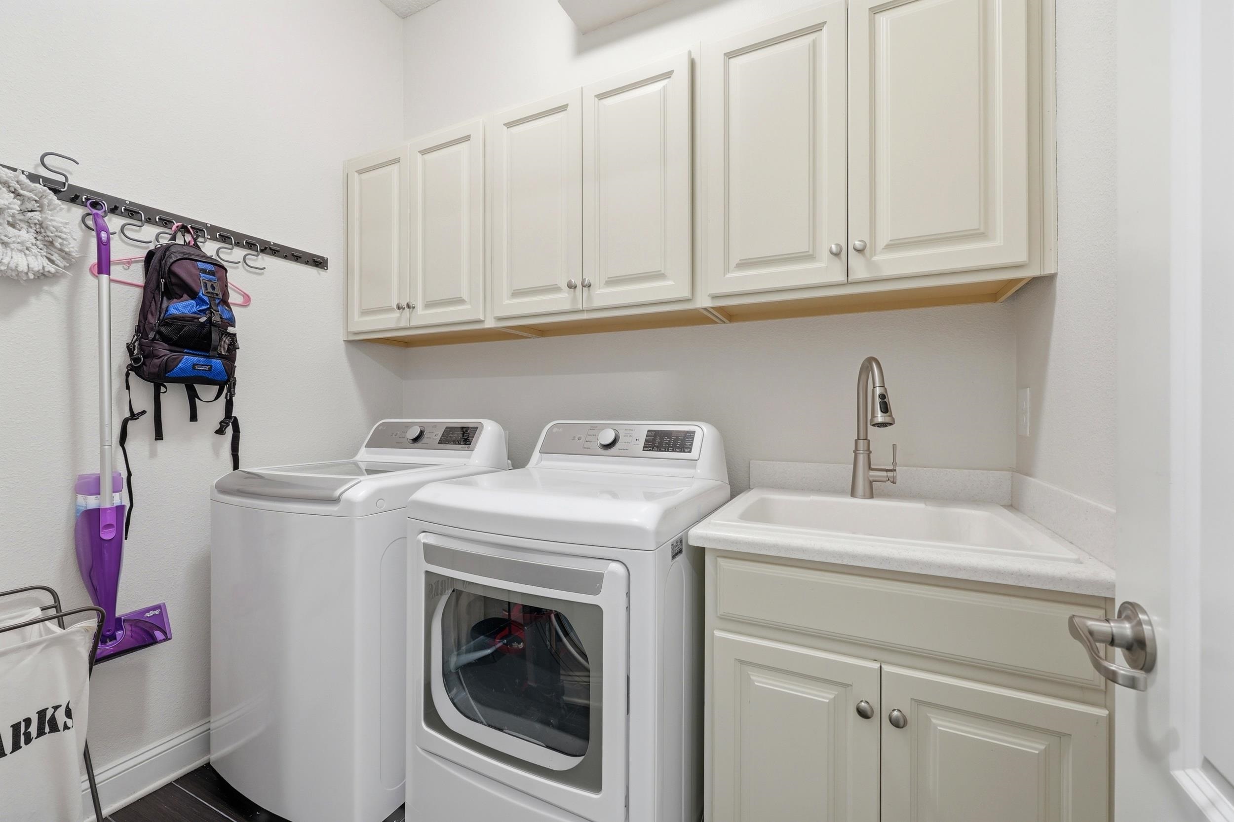 Image 45 of 74 For 324 Enrede Ln