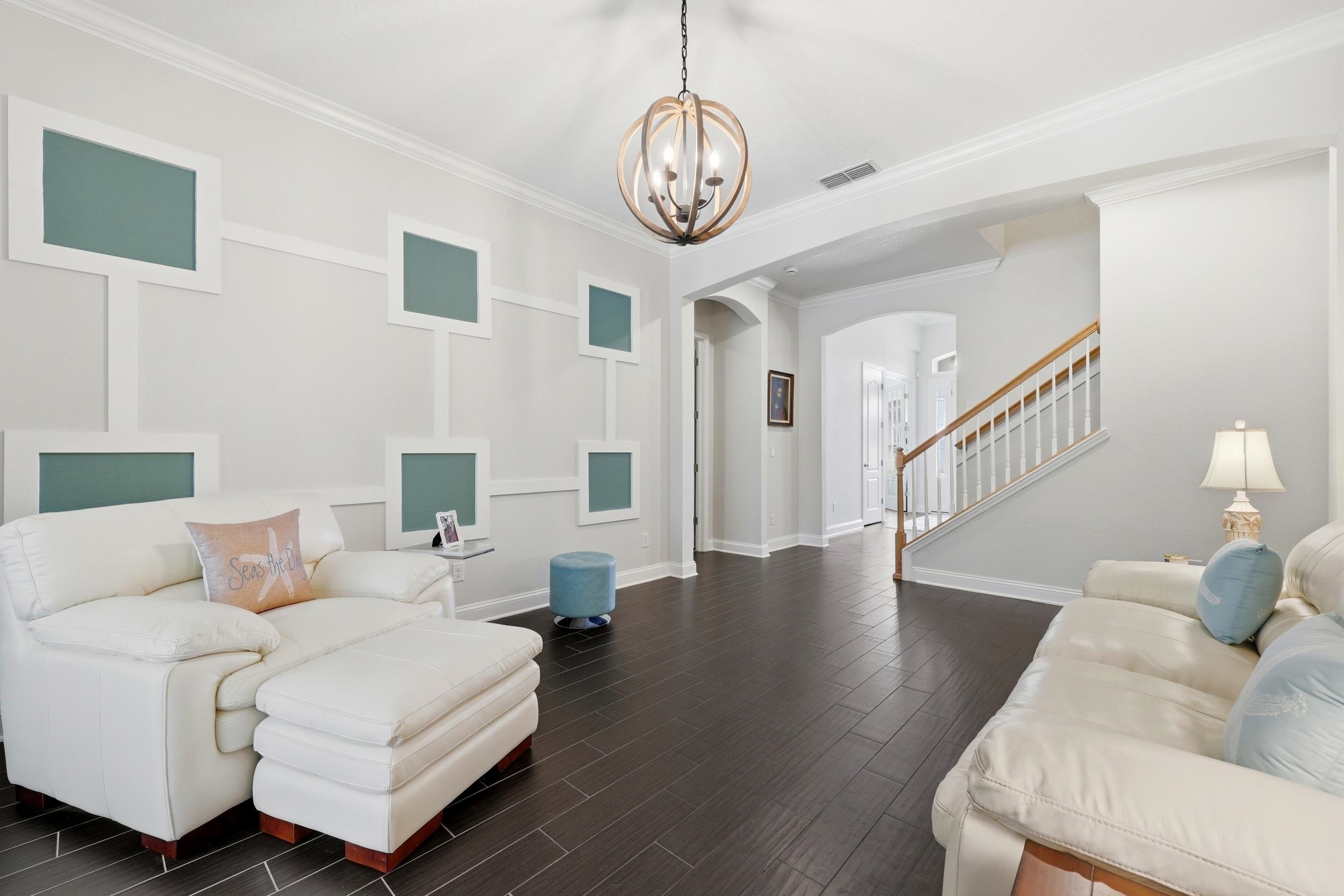 Image 7 of 74 For 324 Enrede Ln