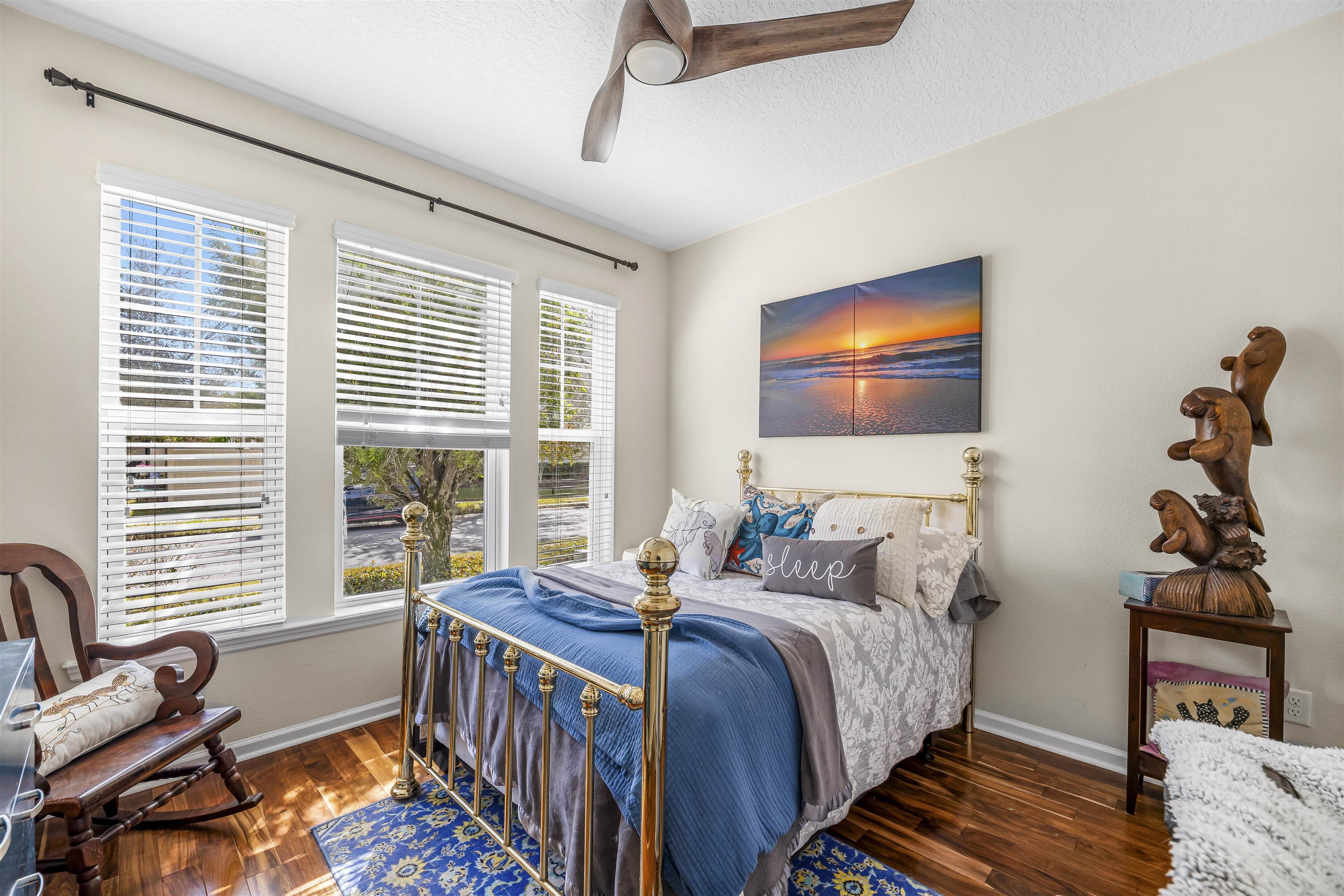 Image 11 of 50 For 344 Garden Wood Dr