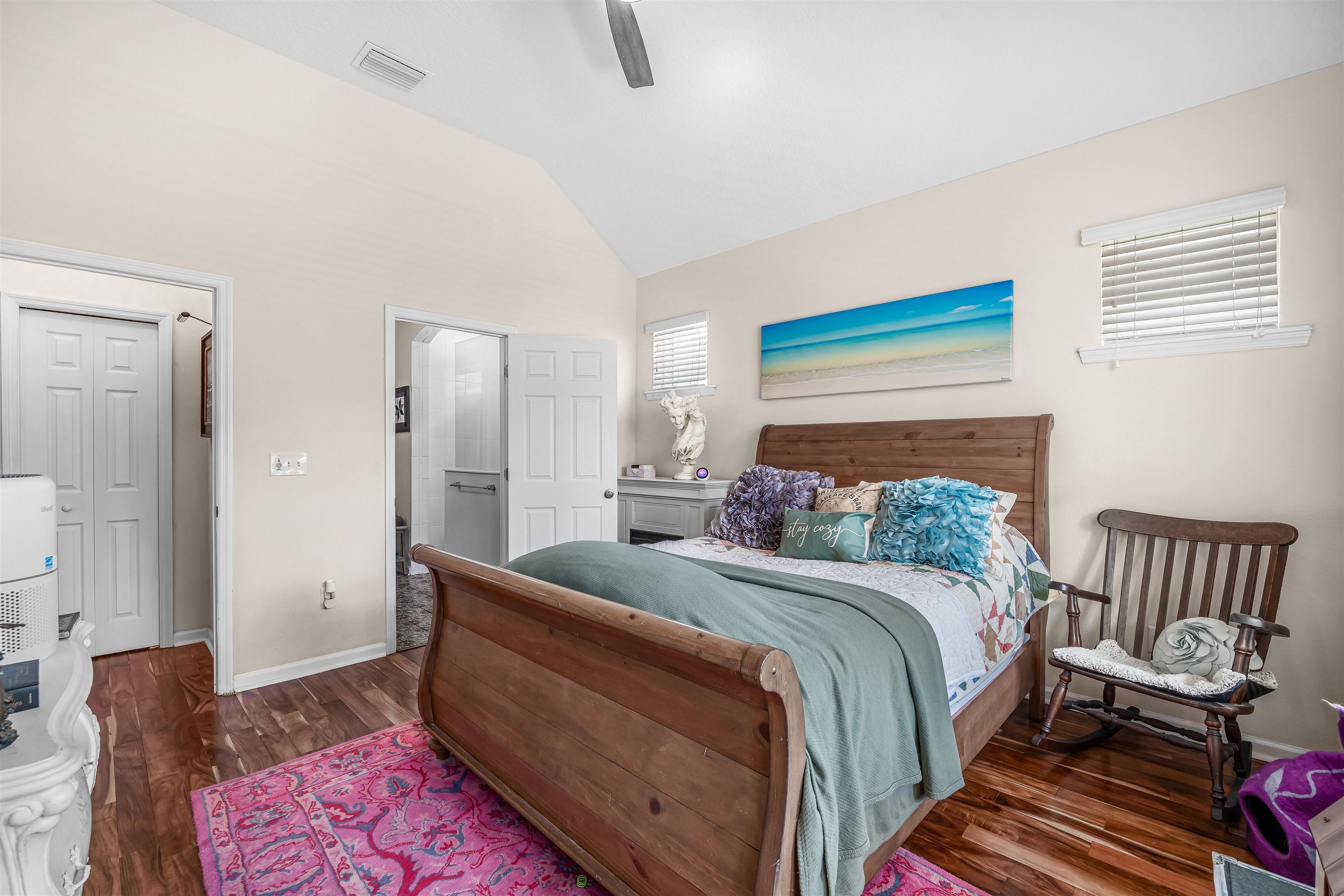 Image 14 of 50 For 344 Garden Wood Dr