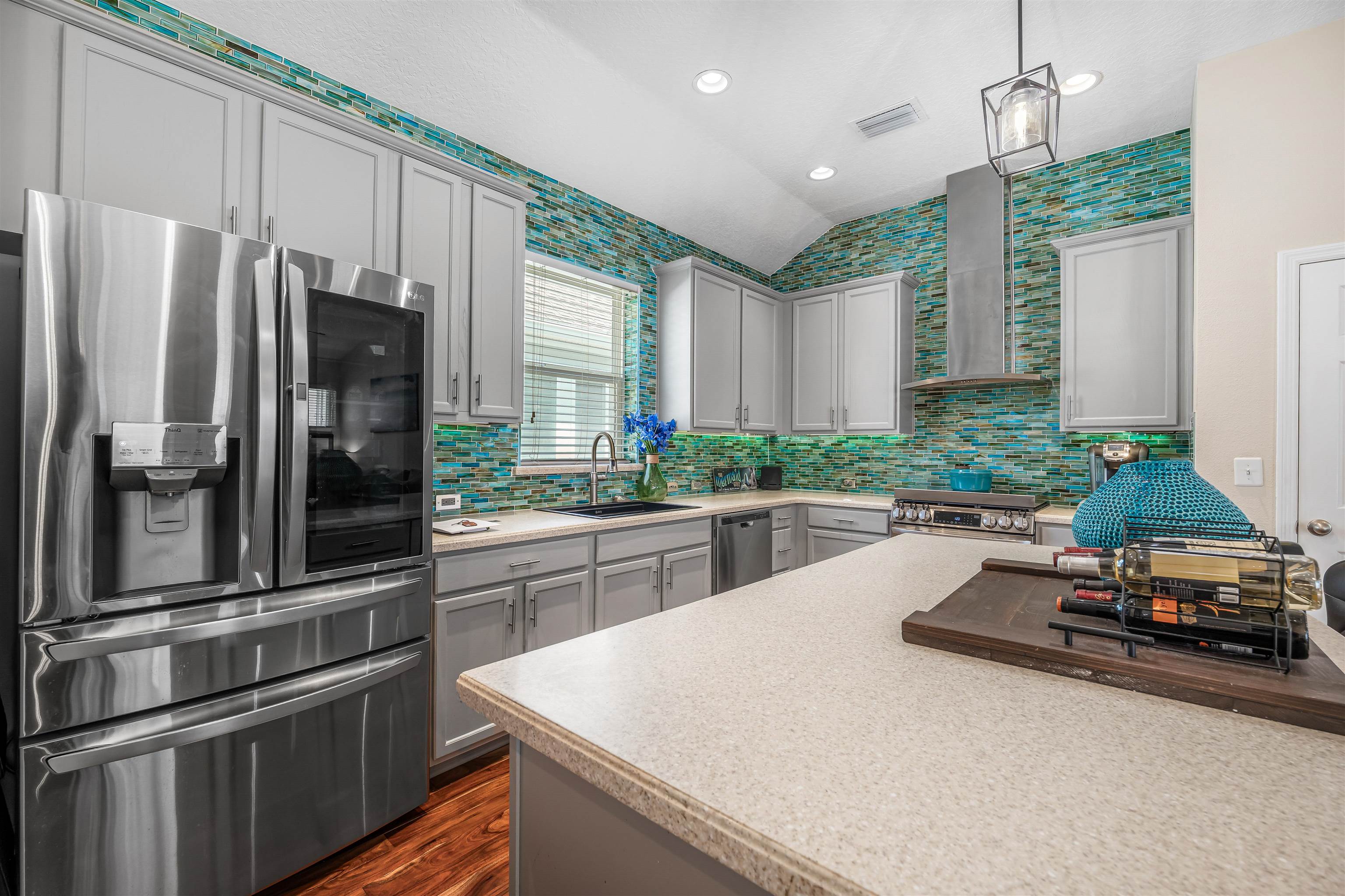 Image 23 of 50 For 344 Garden Wood Dr