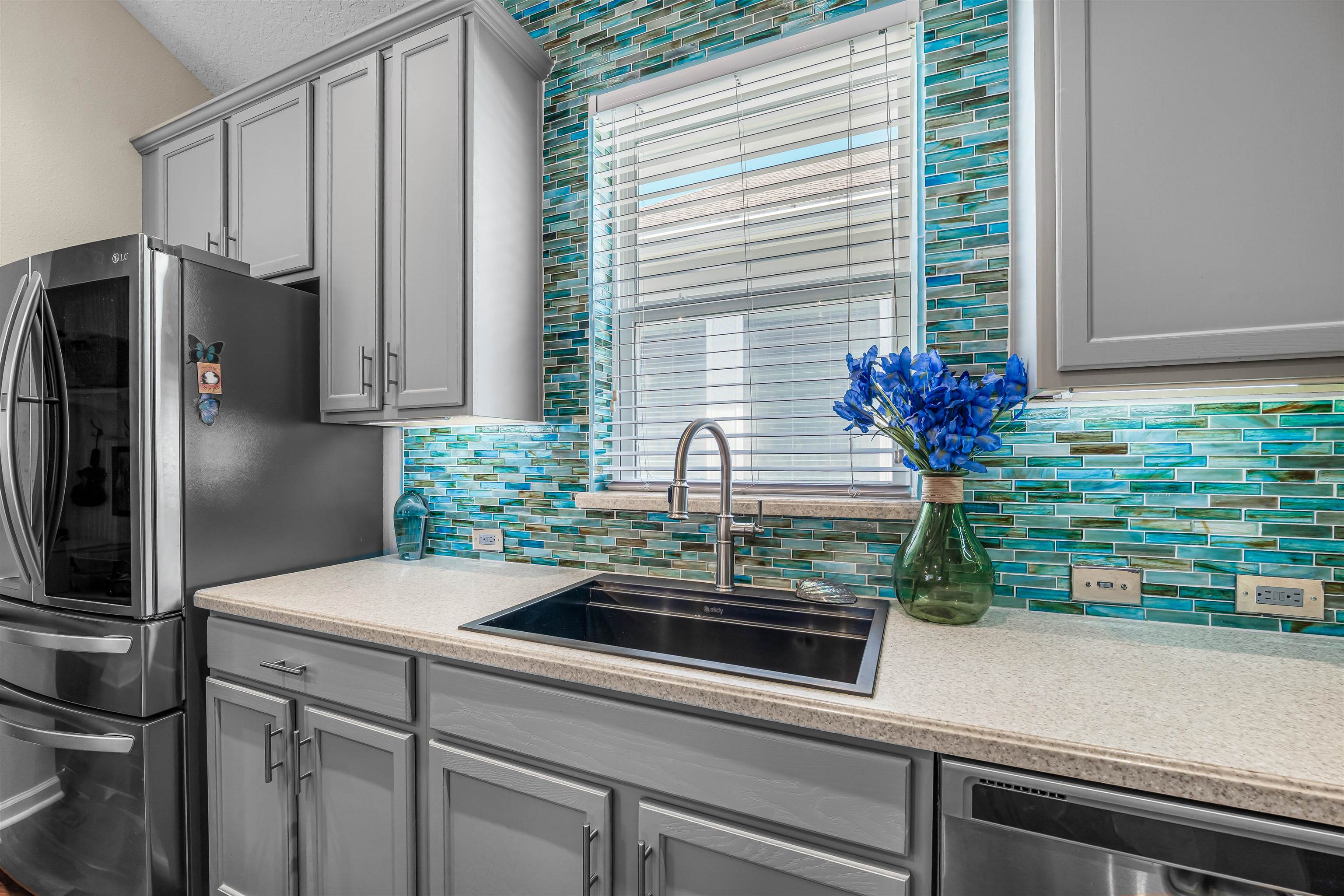 Image 24 of 50 For 344 Garden Wood Dr