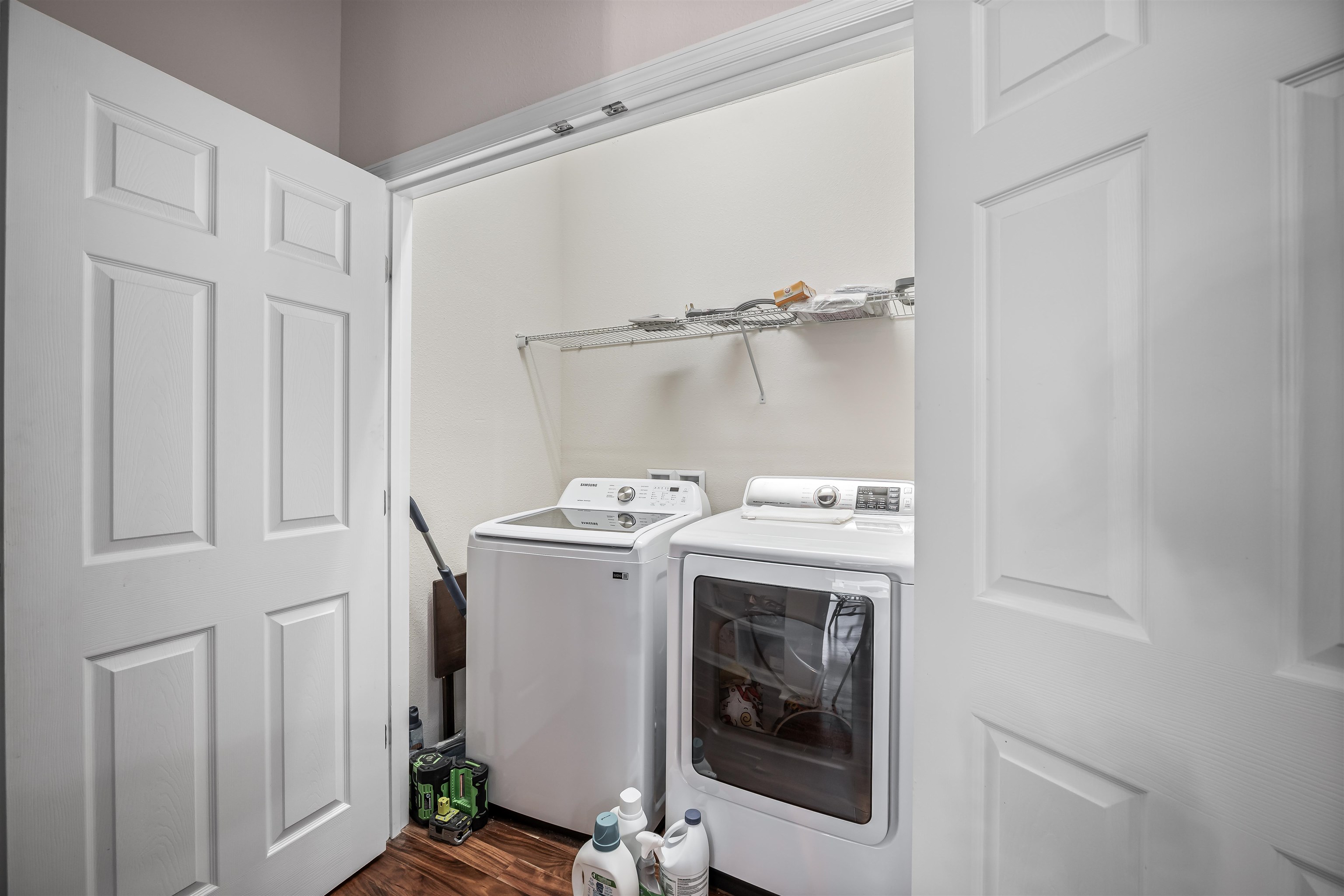 Image 26 of 50 For 344 Garden Wood Dr