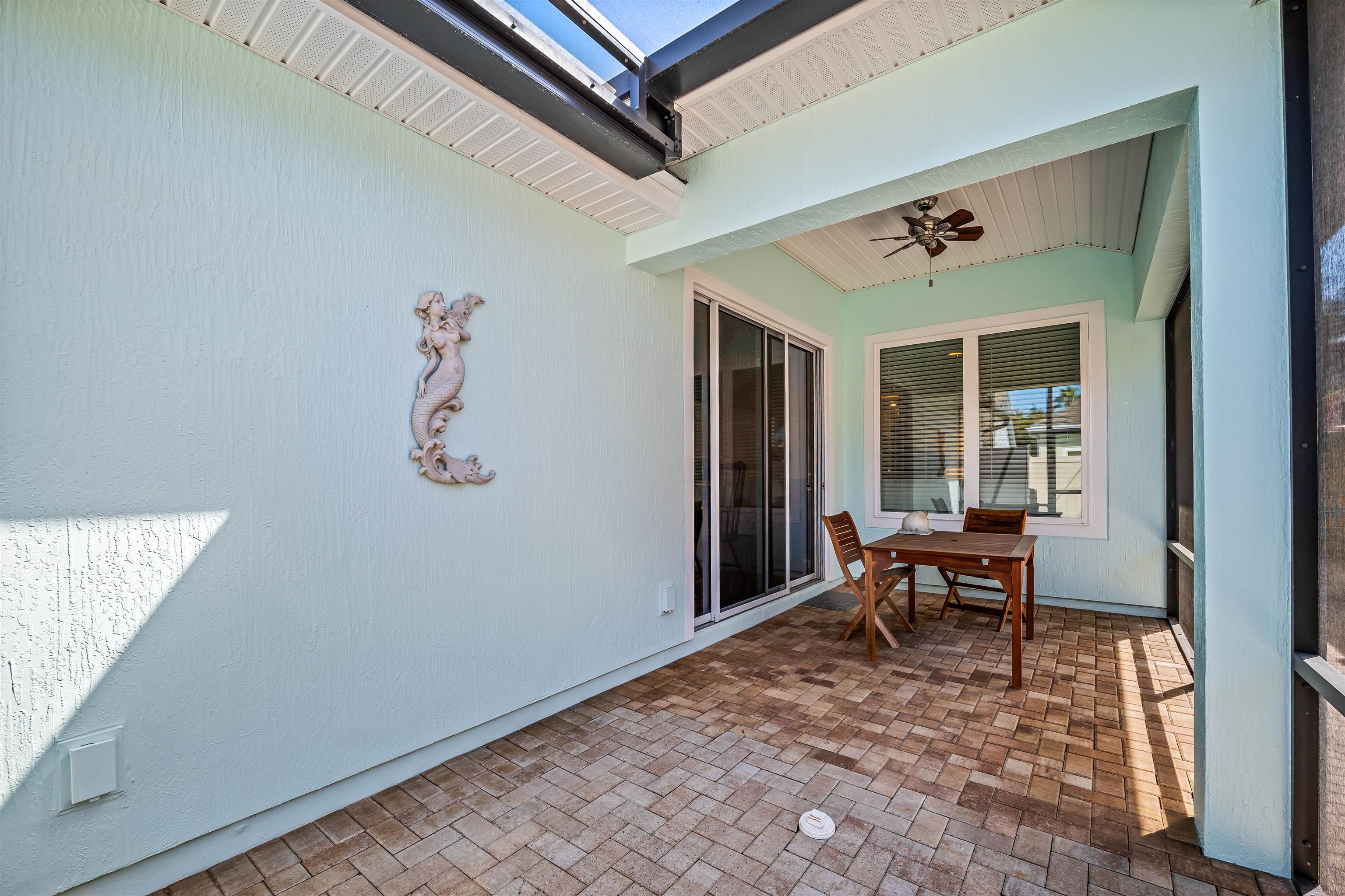 Image 29 of 50 For 344 Garden Wood Dr