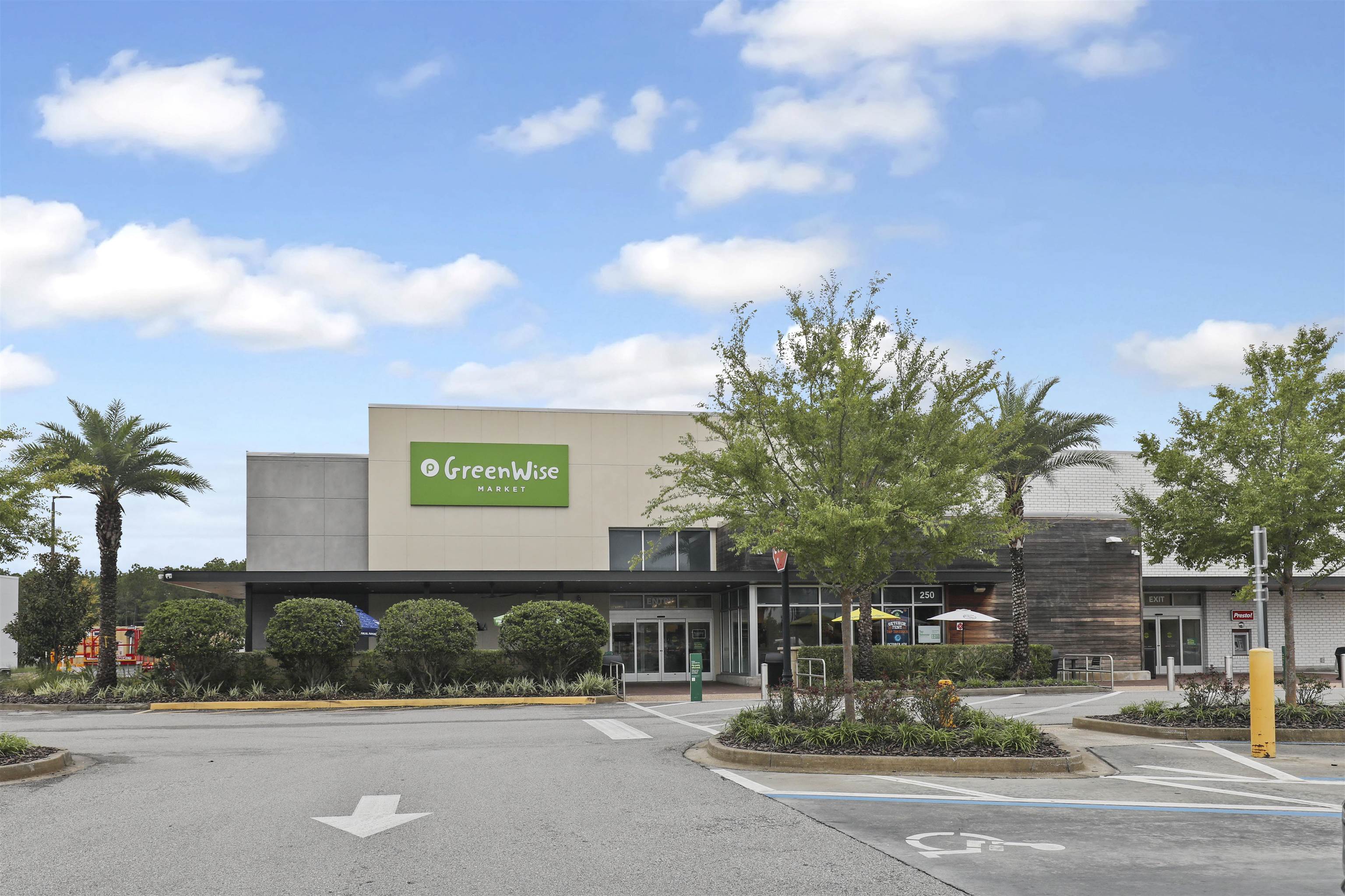 Image 45 of 50 For 344 Garden Wood Dr