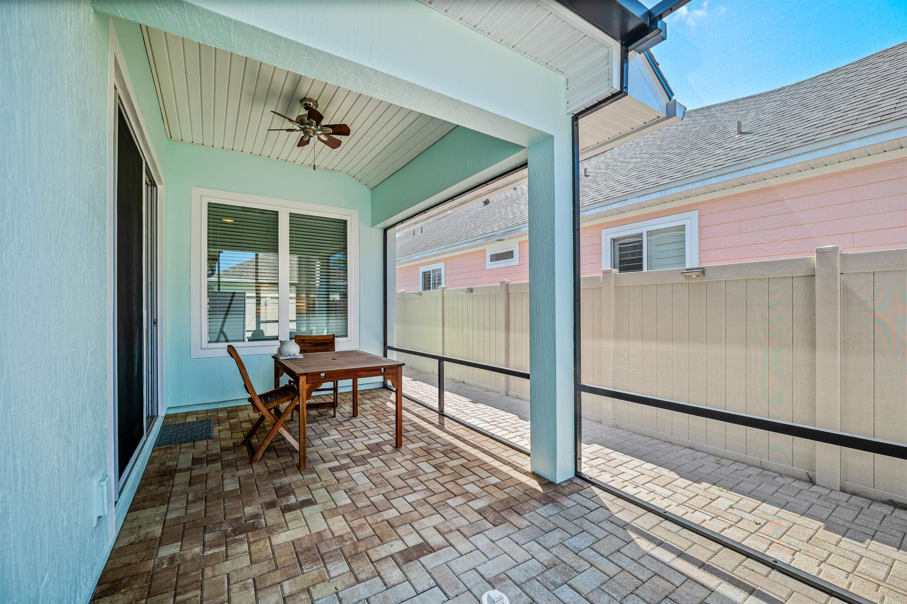 Image 6 of 50 For 344 Garden Wood Dr