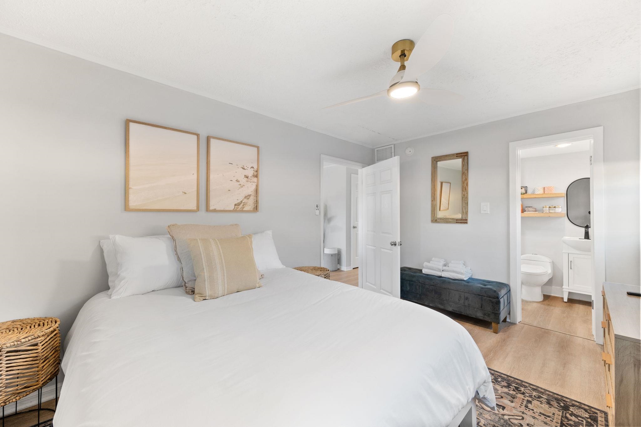 Image 16 of 70 For 40 Magnolia Ave E