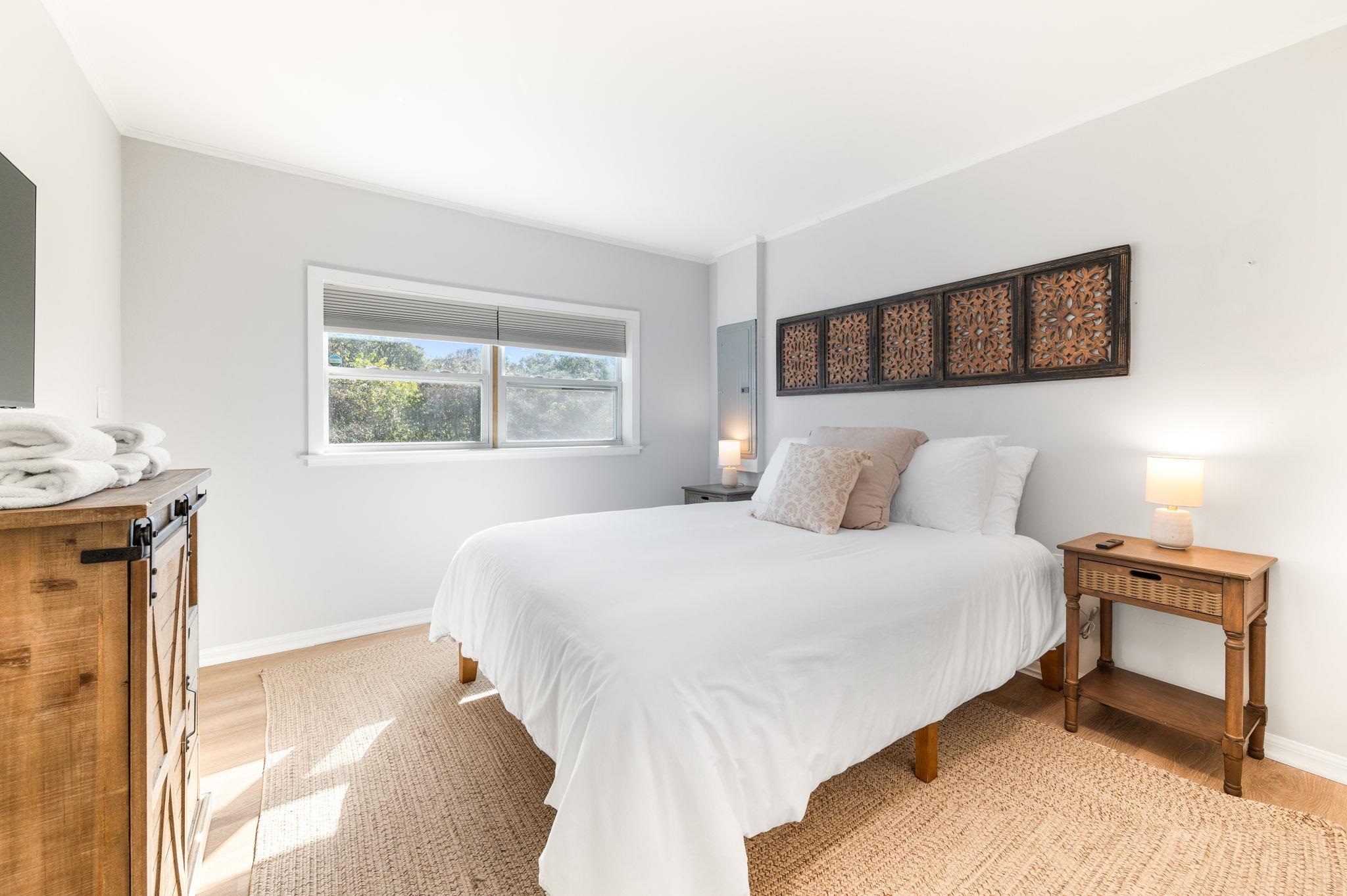 Image 17 of 70 For 40 Magnolia Ave E