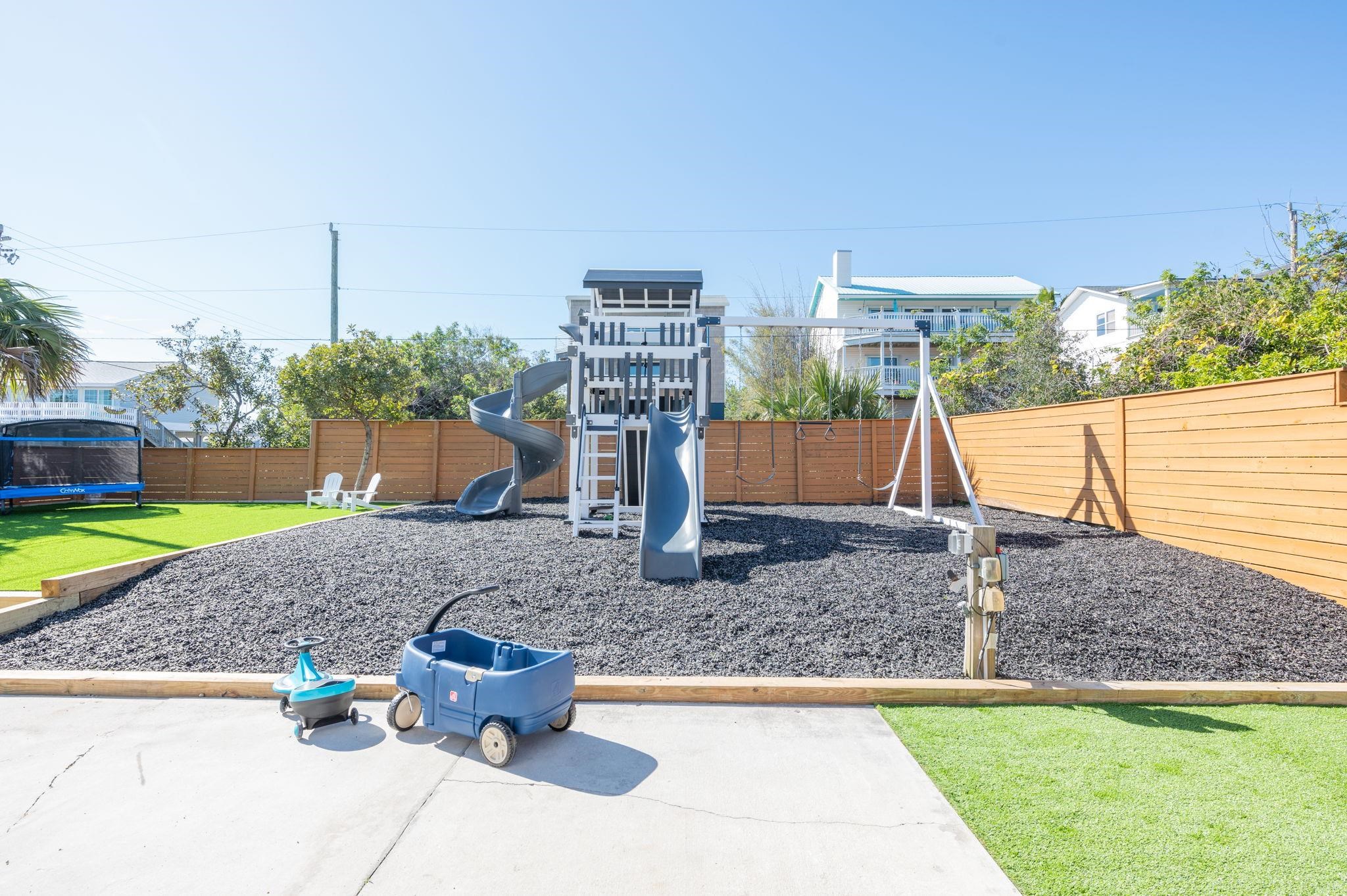 Image 44 of 70 For 40 Magnolia Ave E