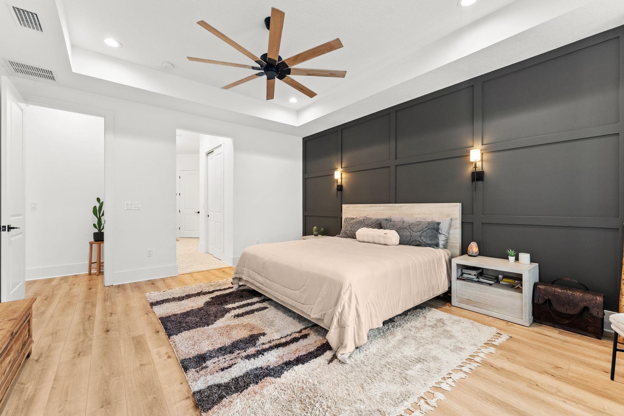 Image 15 of 36 For 152 Sherwood Ave