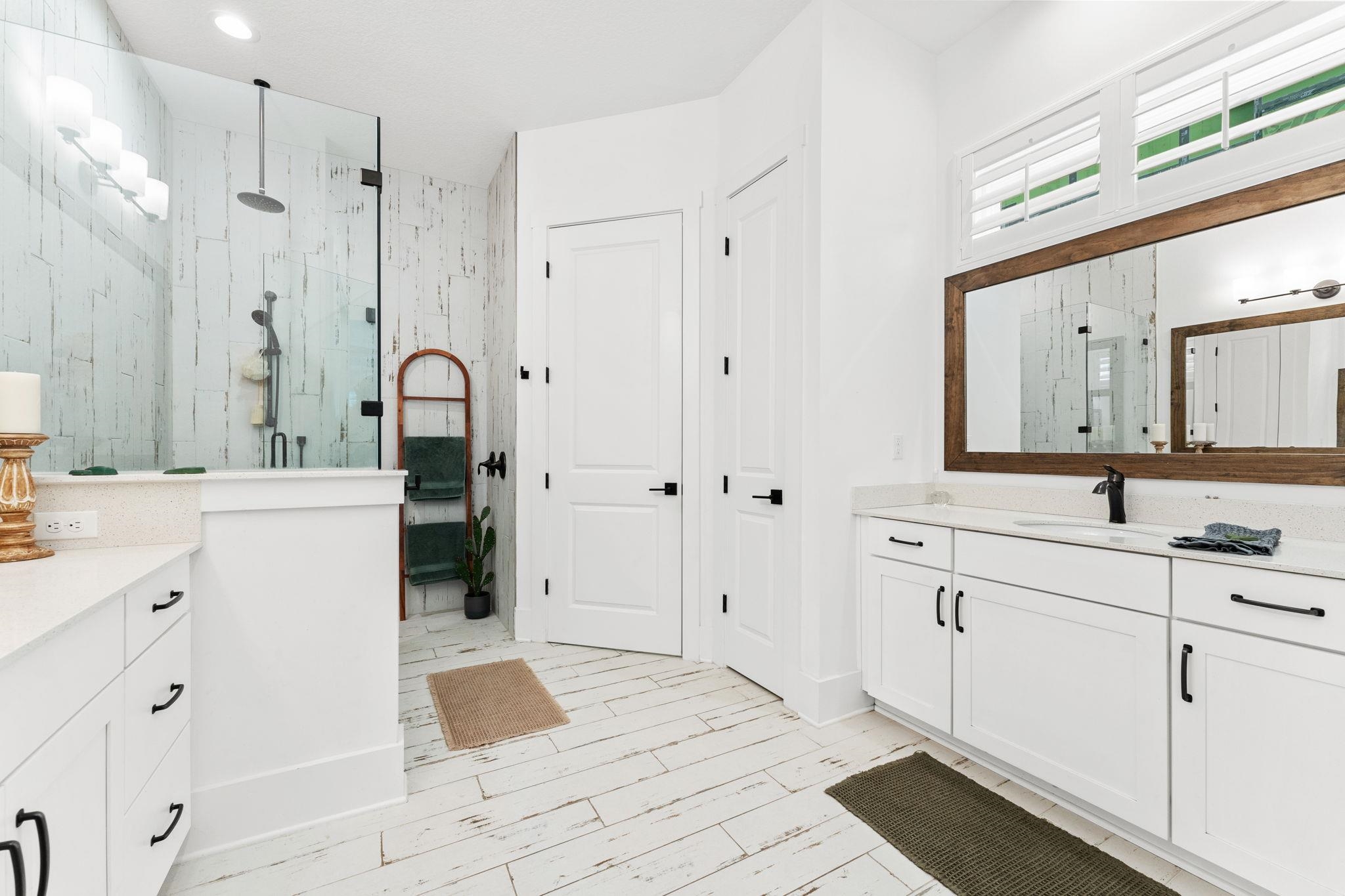 Image 16 of 36 For 152 Sherwood Ave