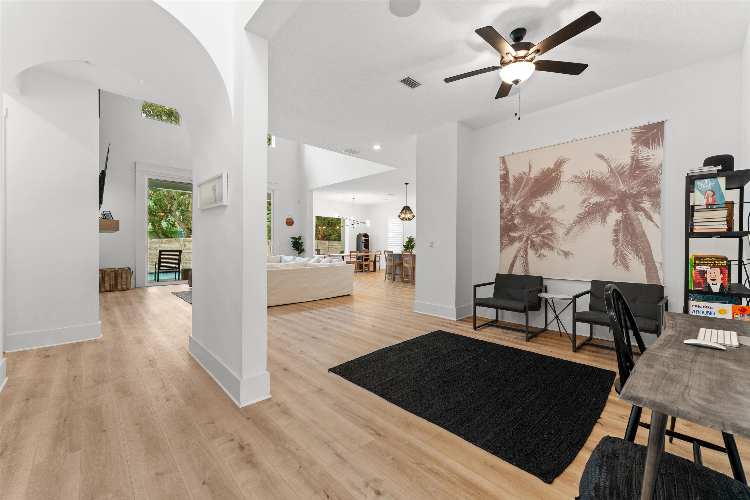 Image 4 of 36 For 152 Sherwood Ave