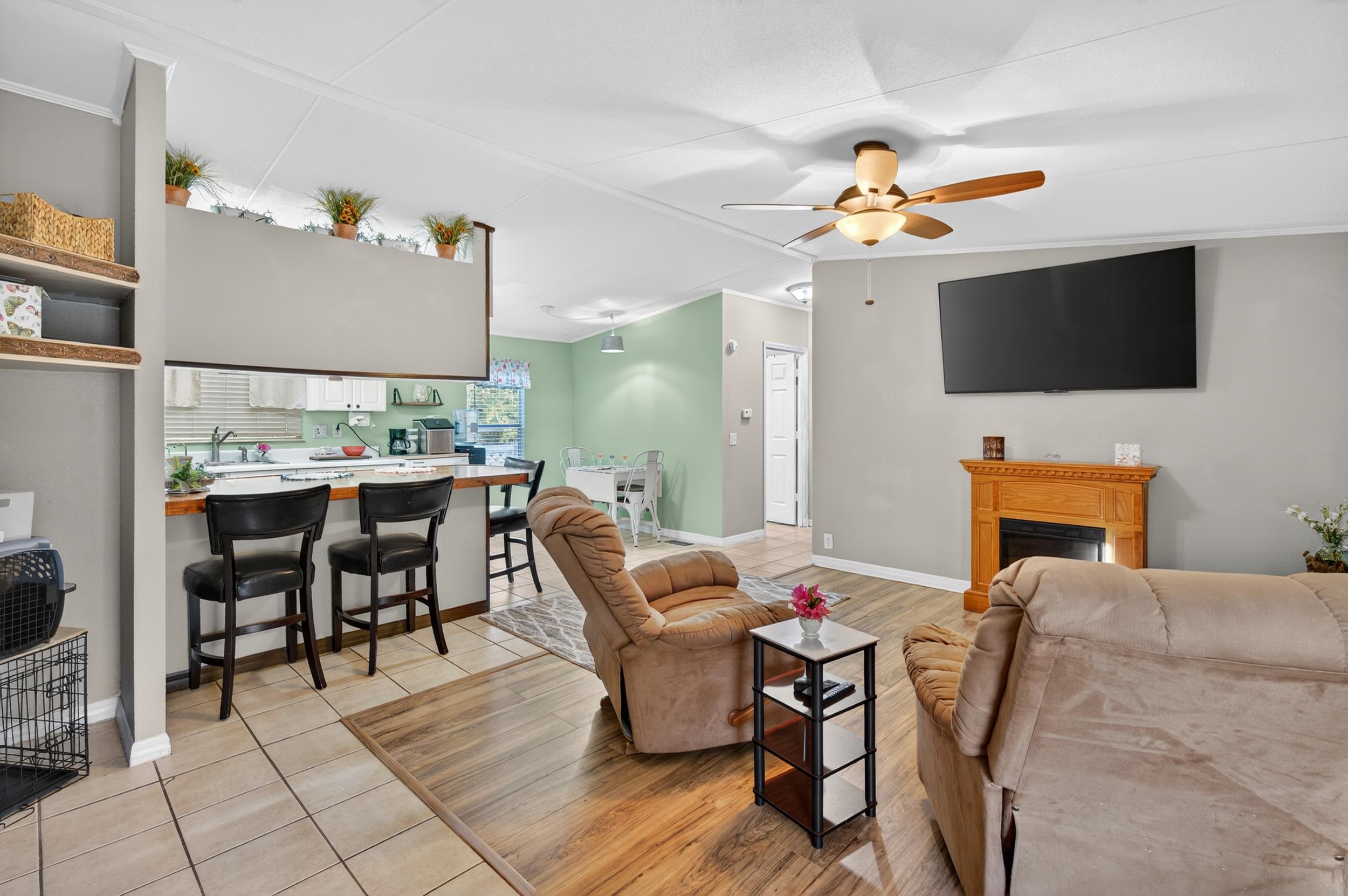 Image 7 of 38 For 5020 Kenneth Street