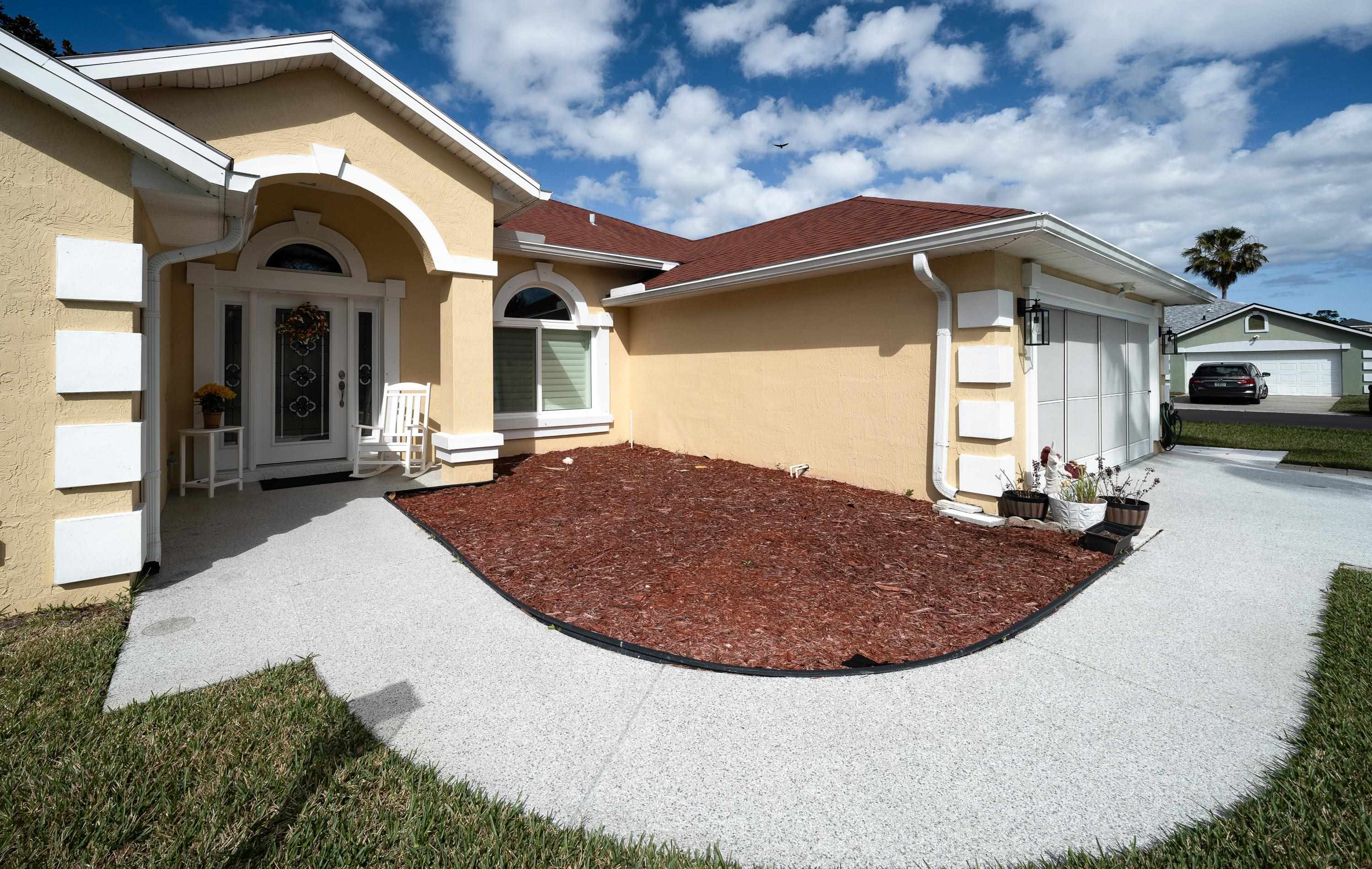 Image 3 of 48 For 701 Captains Drive