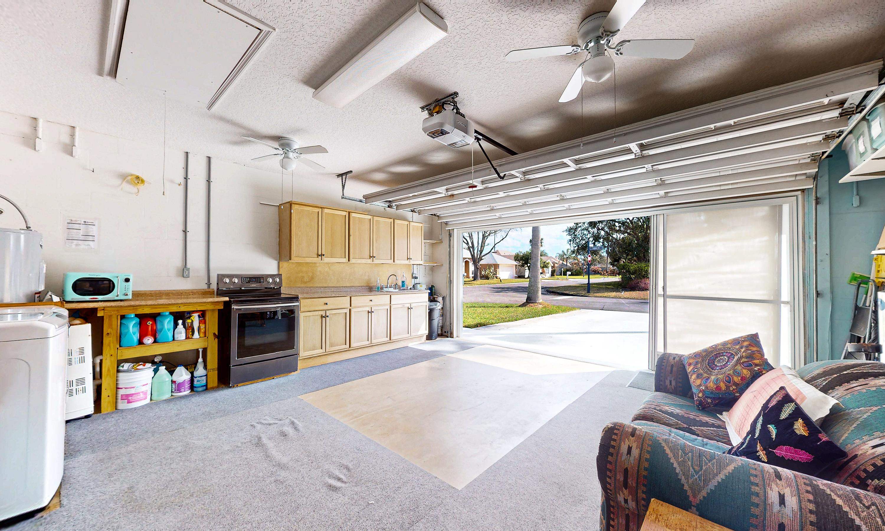 Image 35 of 48 For 701 Captains Drive