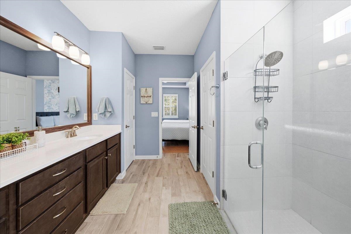 Image 22 of 58 For 30 La Mancha Drive