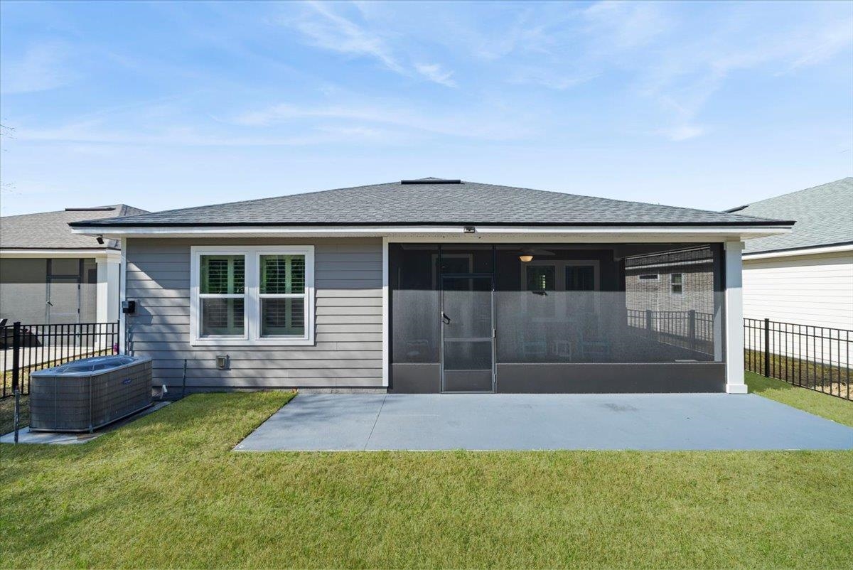 Image 32 of 58 For 30 La Mancha Drive