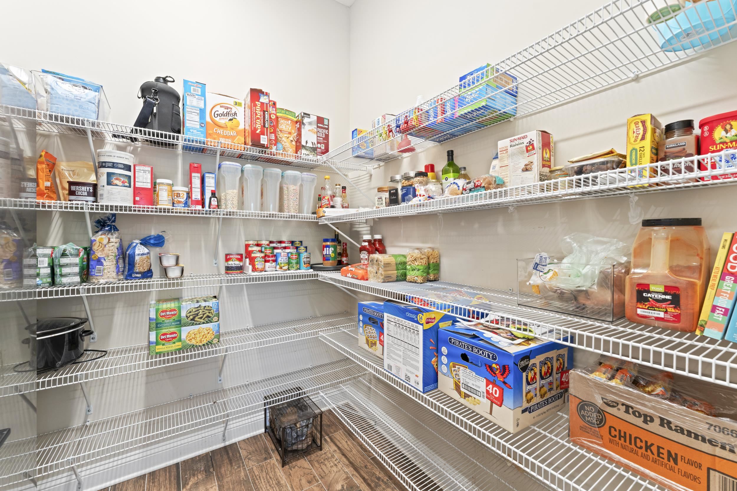 Image 15 of 40 For 380 Maralinda Dr