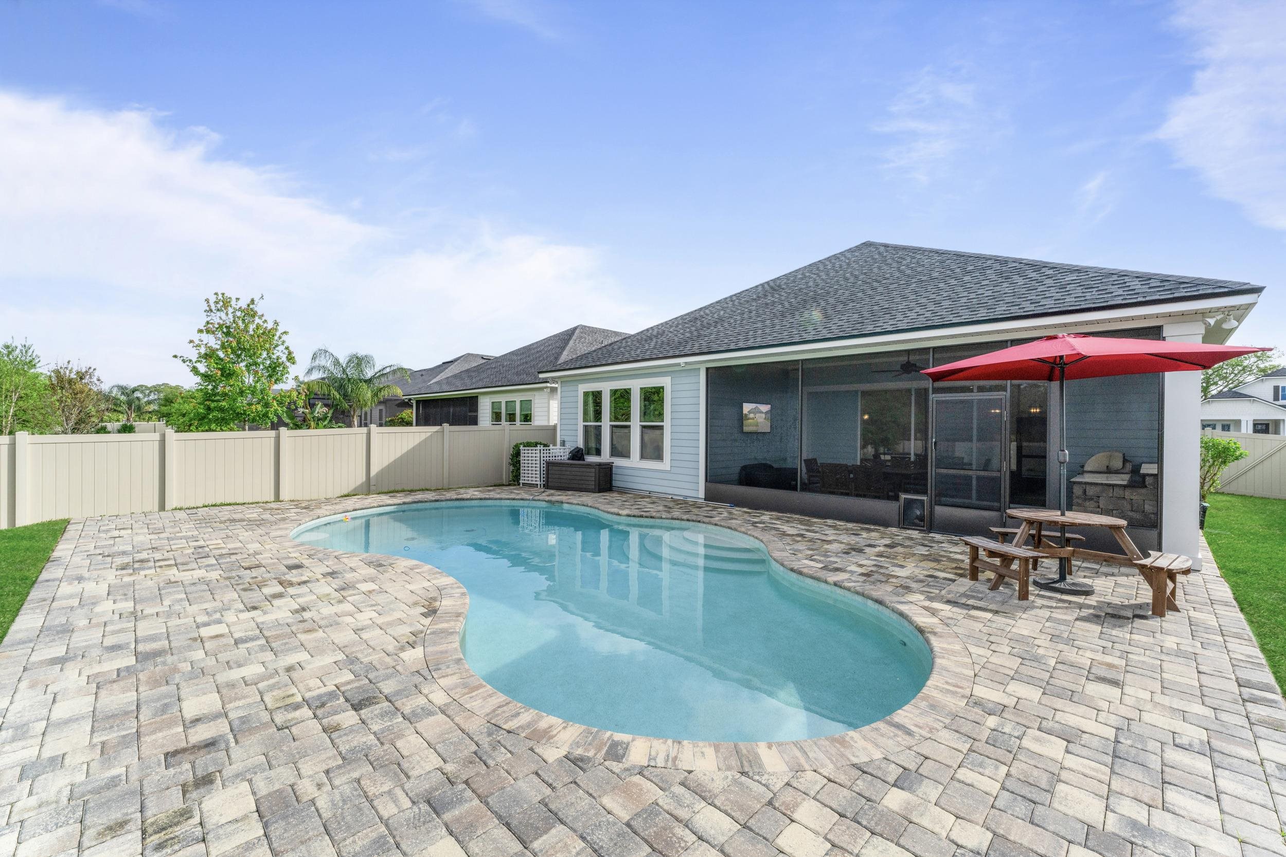 Image 2 of 40 For 380 Maralinda Dr