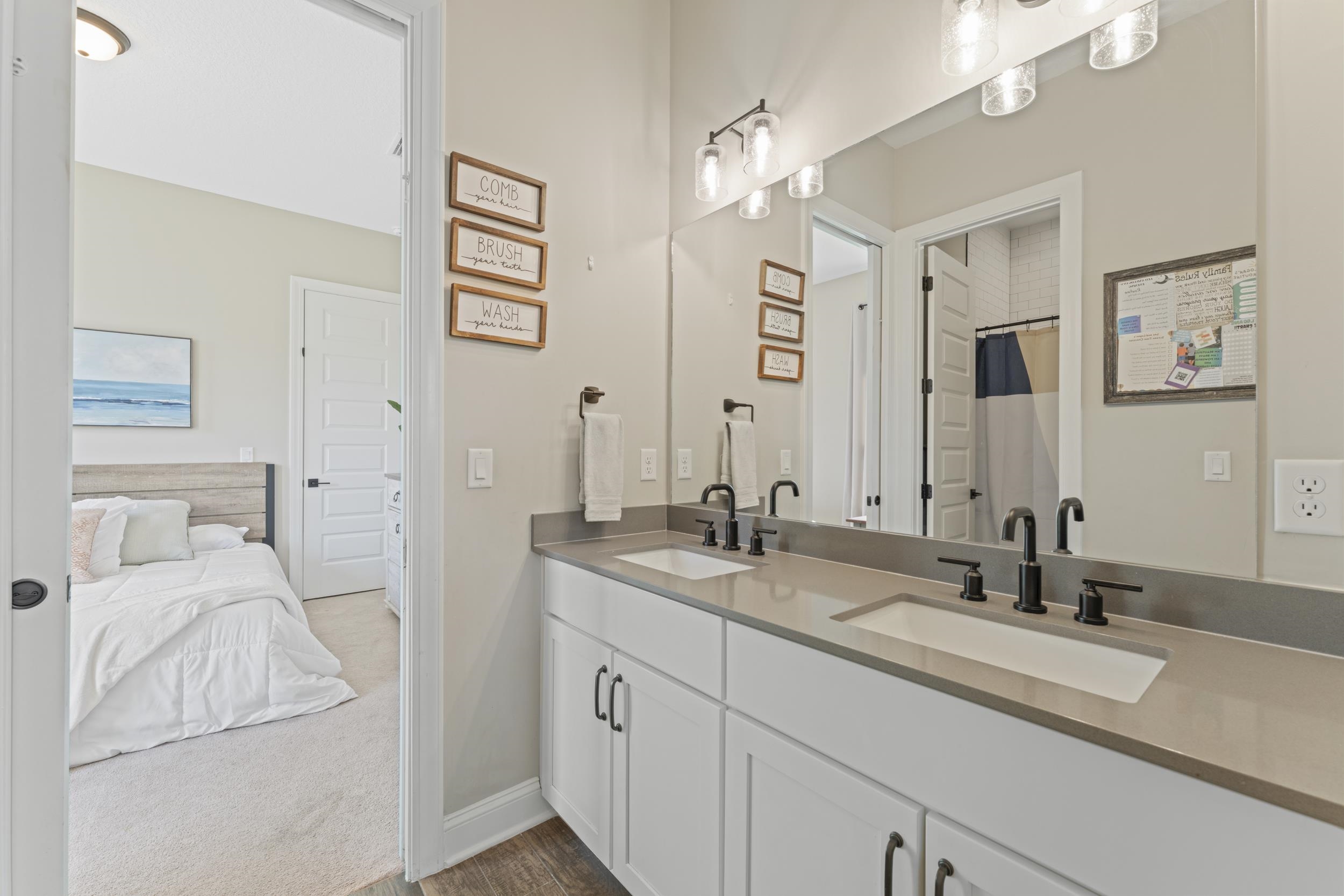 Image 28 of 40 For 380 Maralinda Dr