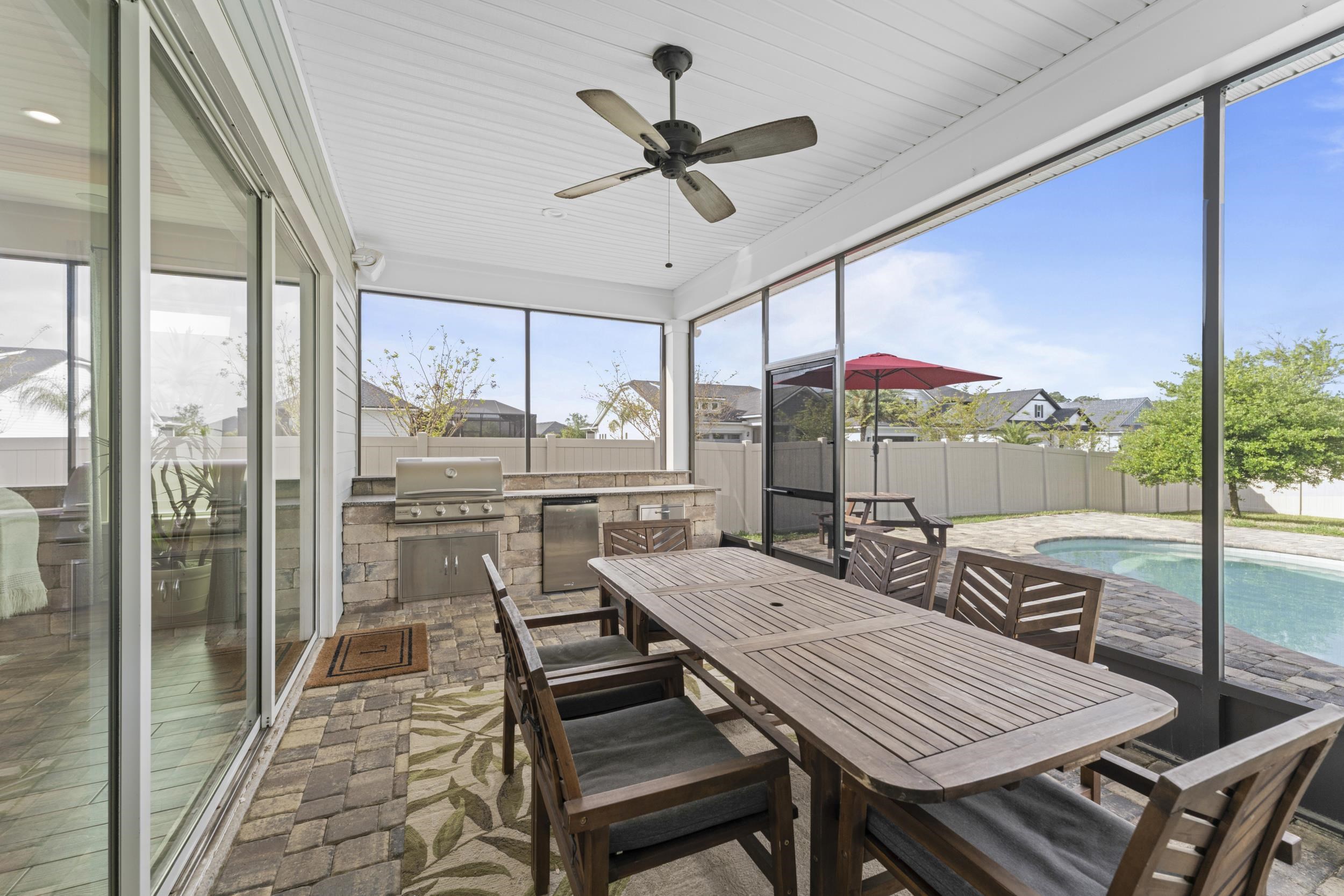 Image 34 of 40 For 380 Maralinda Dr