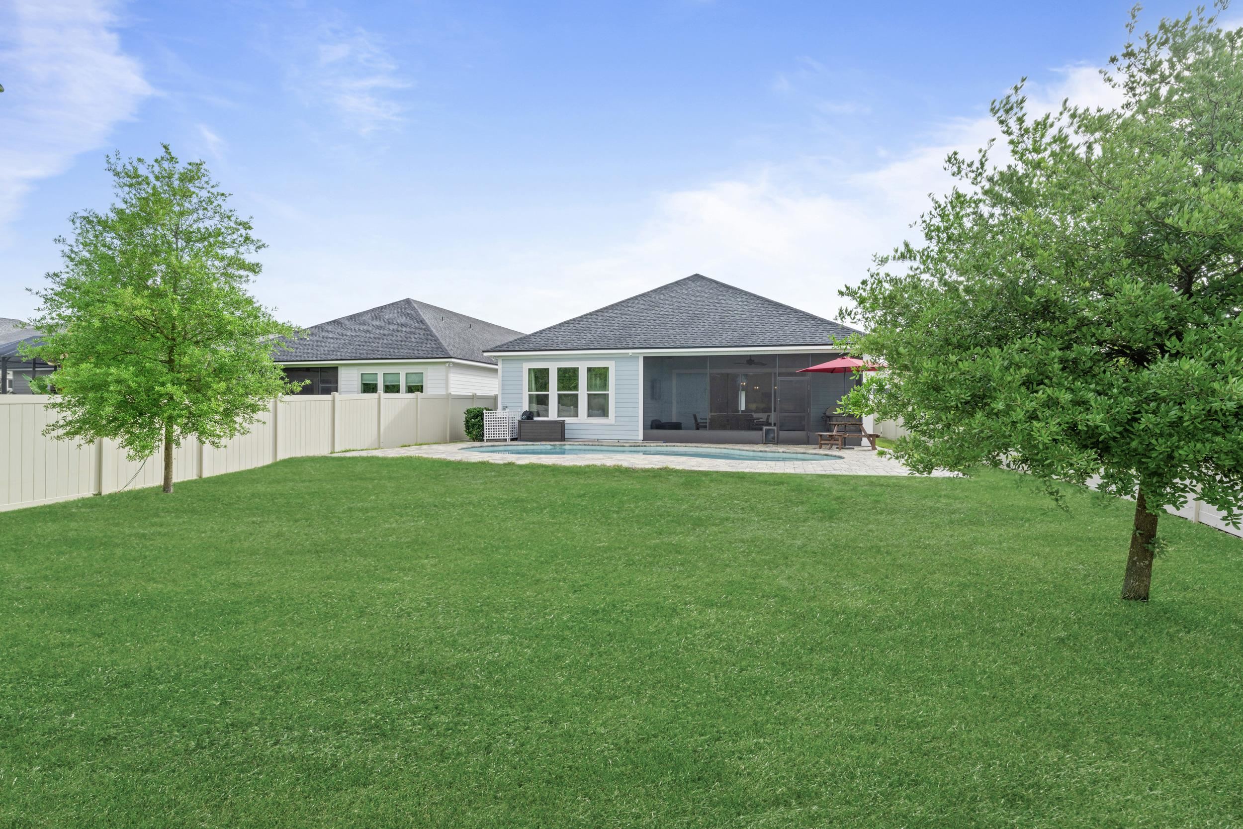 Image 38 of 40 For 380 Maralinda Dr