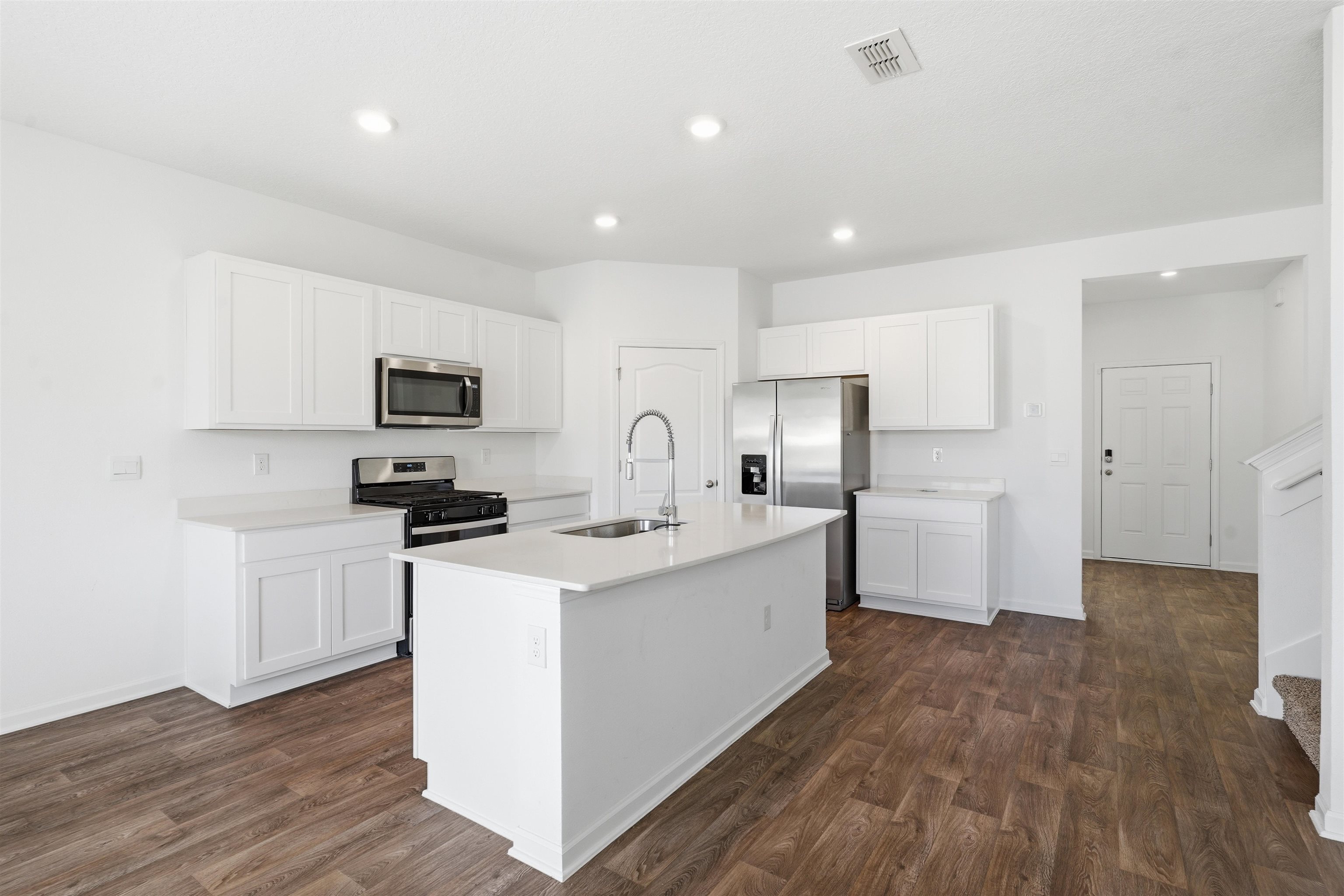 Image 10 of 54 For 190 Ardila Cir